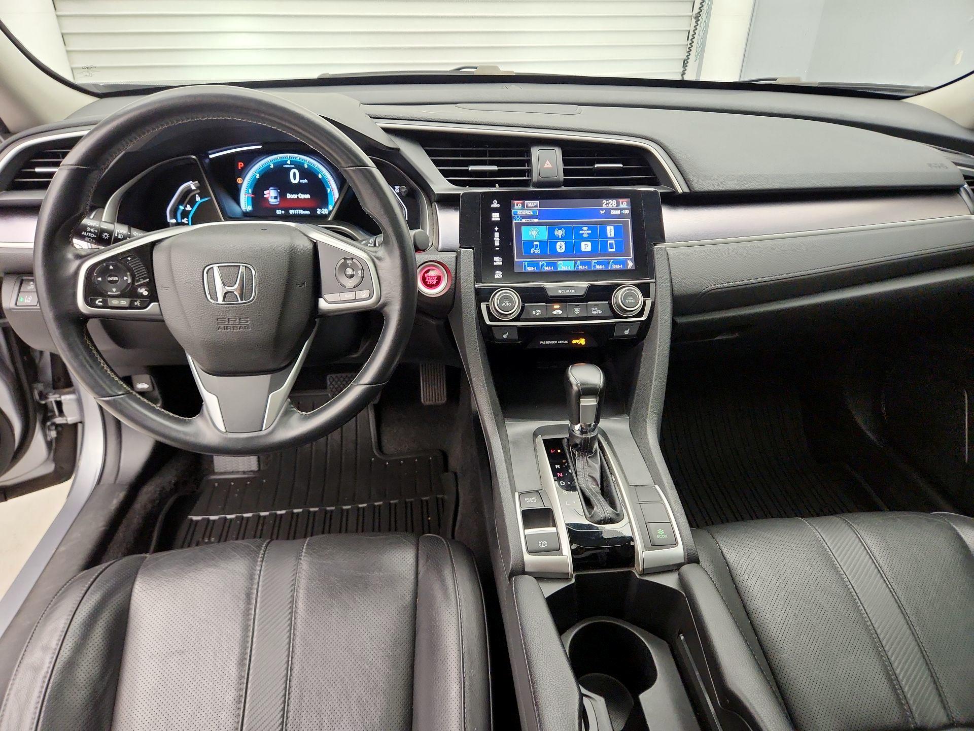 Thumbnail: 2017 Honda Civic - 9