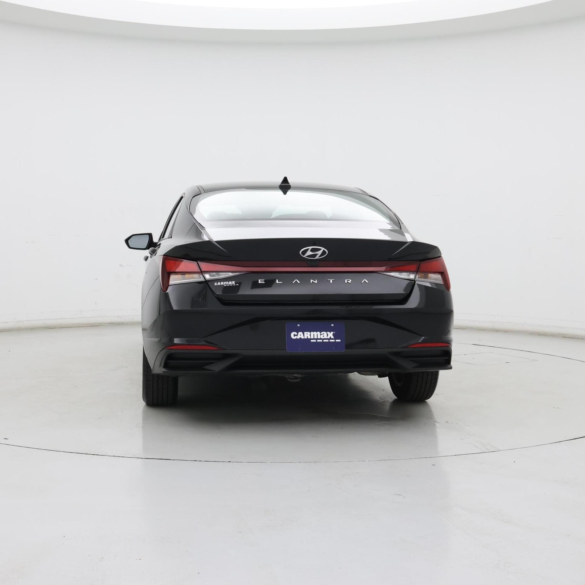 Thumbnail: 2022 Hyundai Elantra - 6