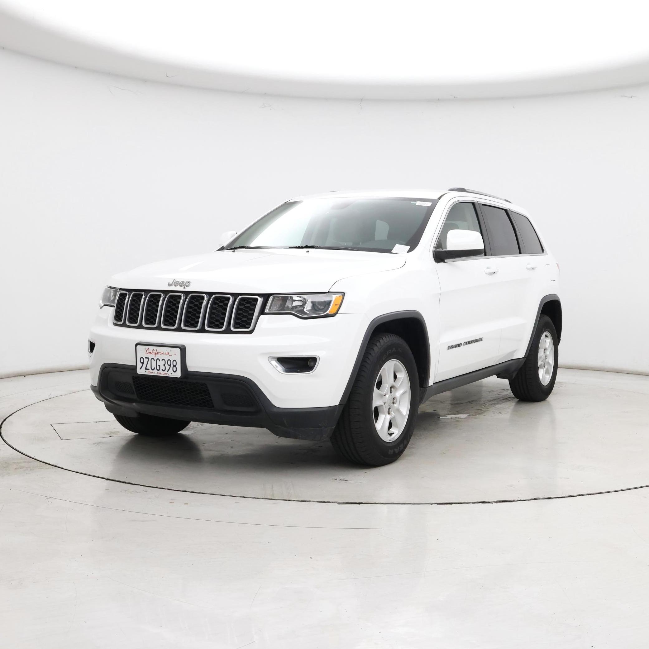 Thumbnail: 2017 Jeep Grand Cherokee - 4