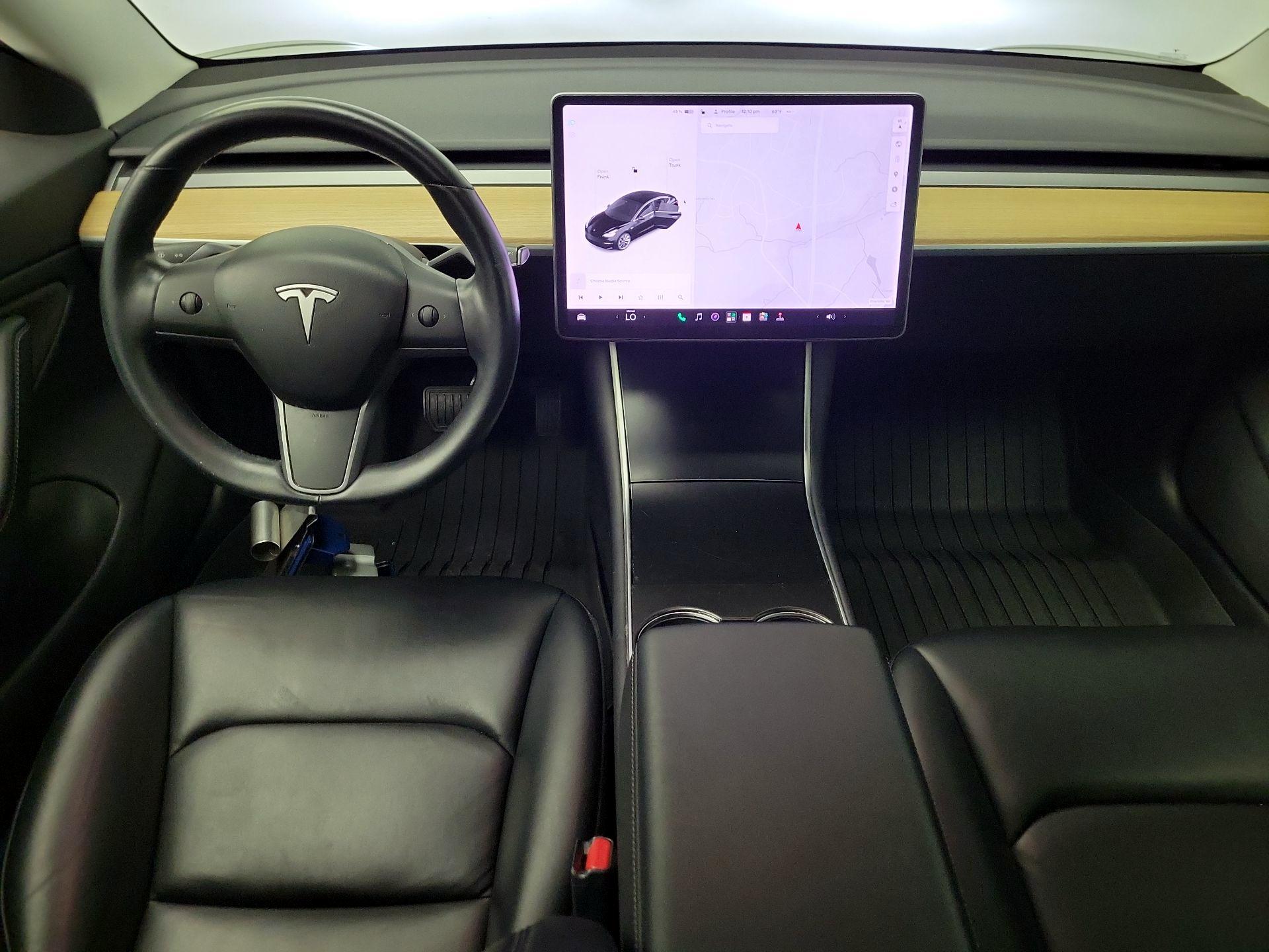 Thumbnail: 2019 Tesla Model 3 - 9
