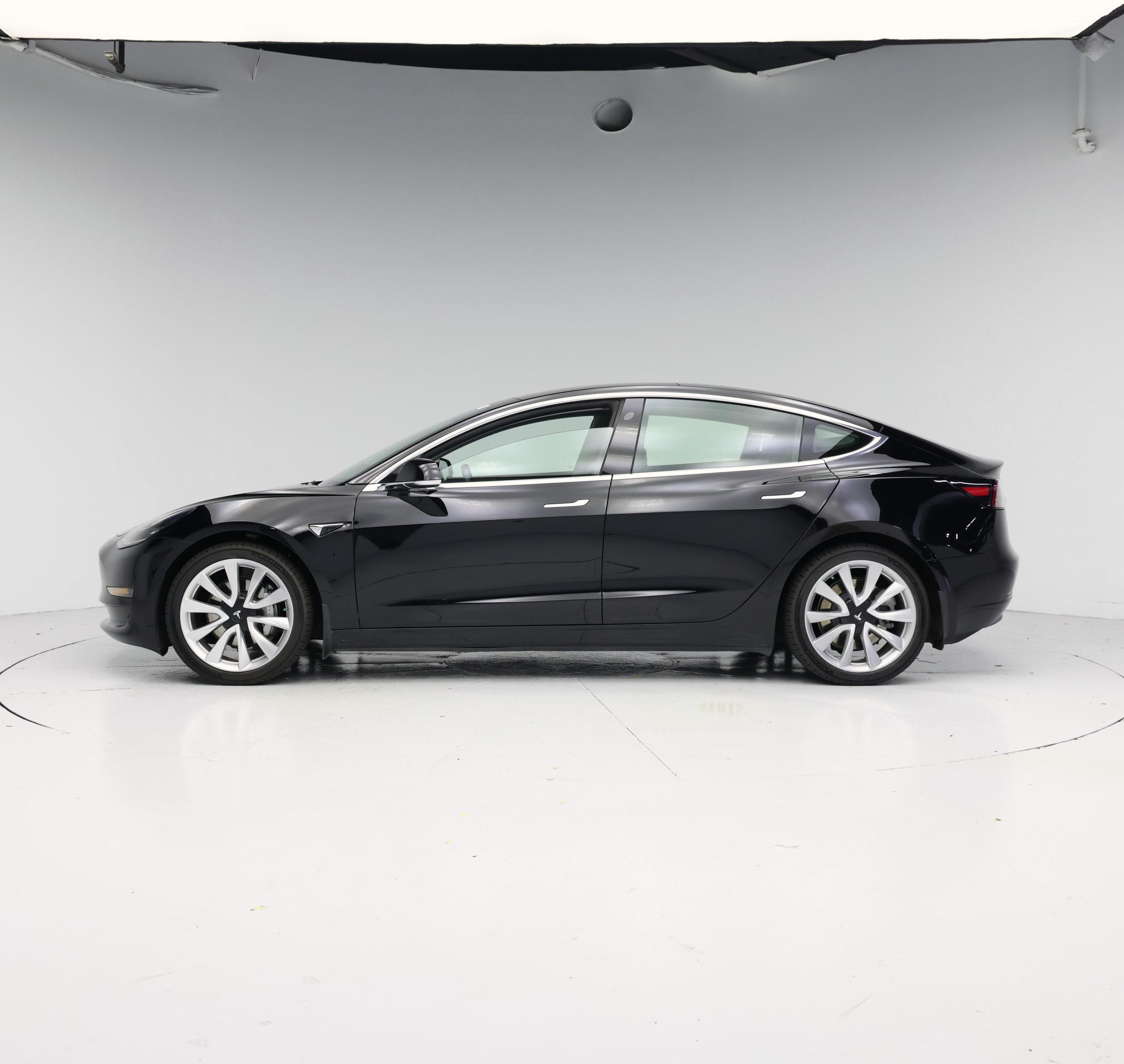 Thumbnail: 2019 Tesla Model 3 - 3