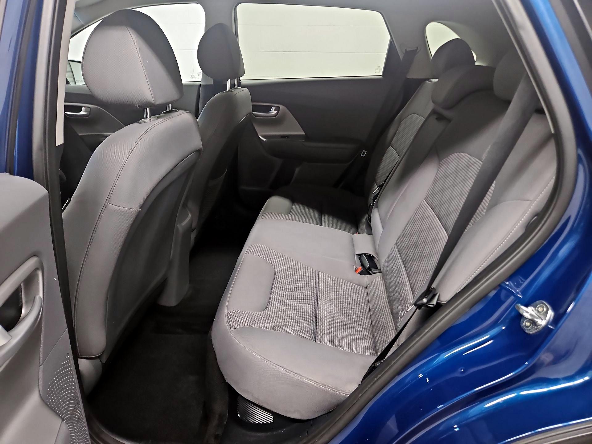 Thumbnail: 2017 Kia Niro - 19