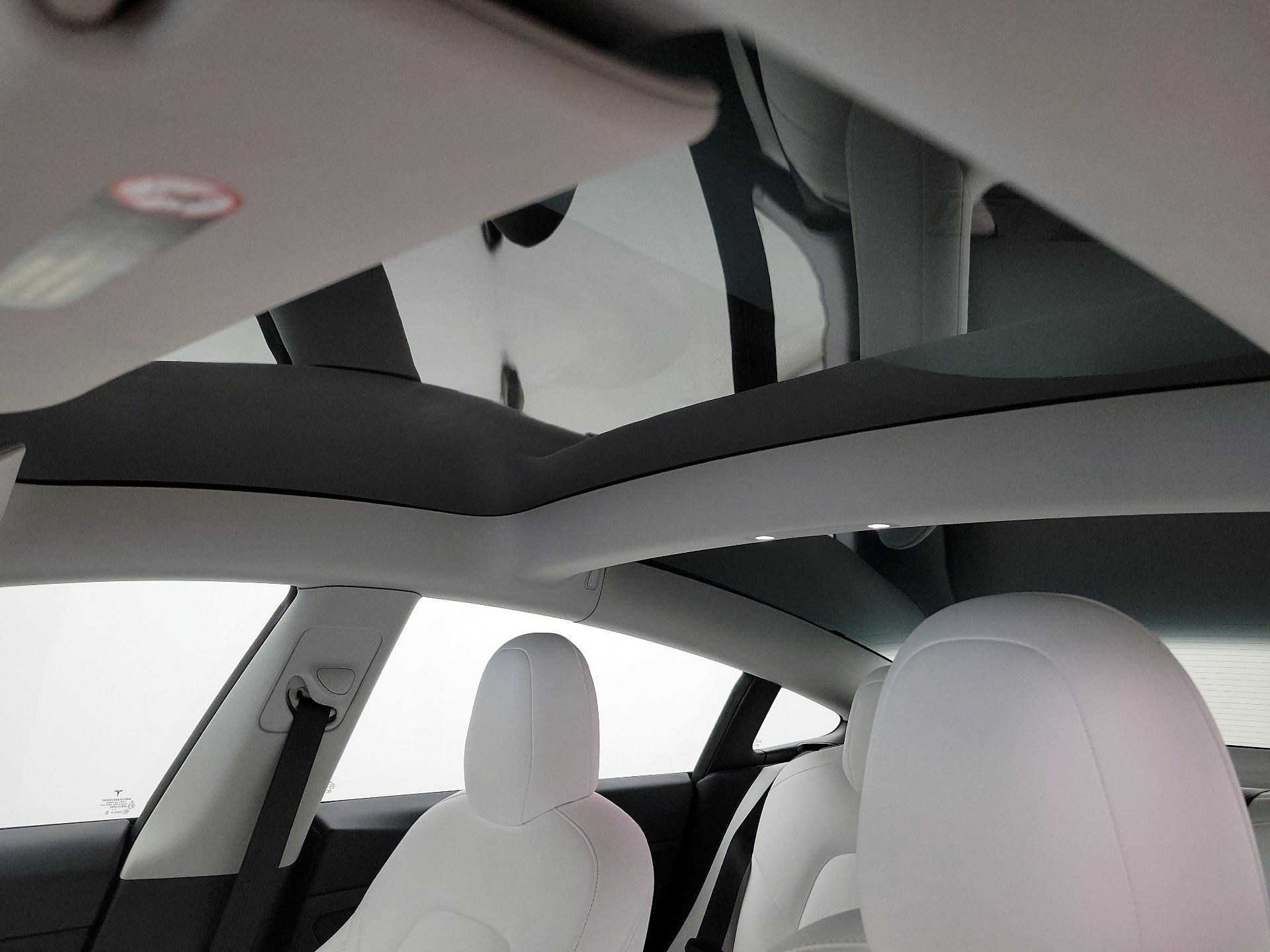 Thumbnail: 2022 Tesla Model 3 - 18