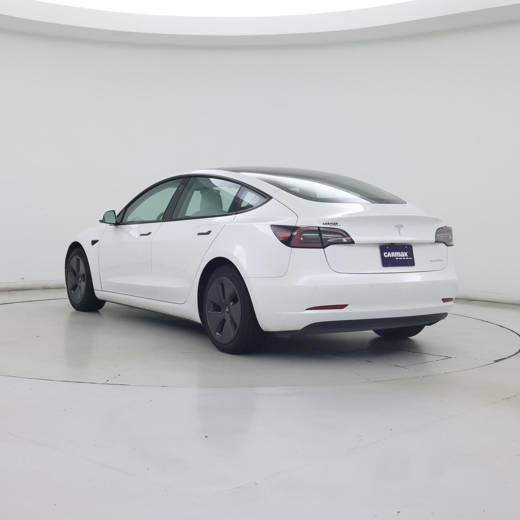 Thumbnail: 2022 Tesla Model 3 - 2
