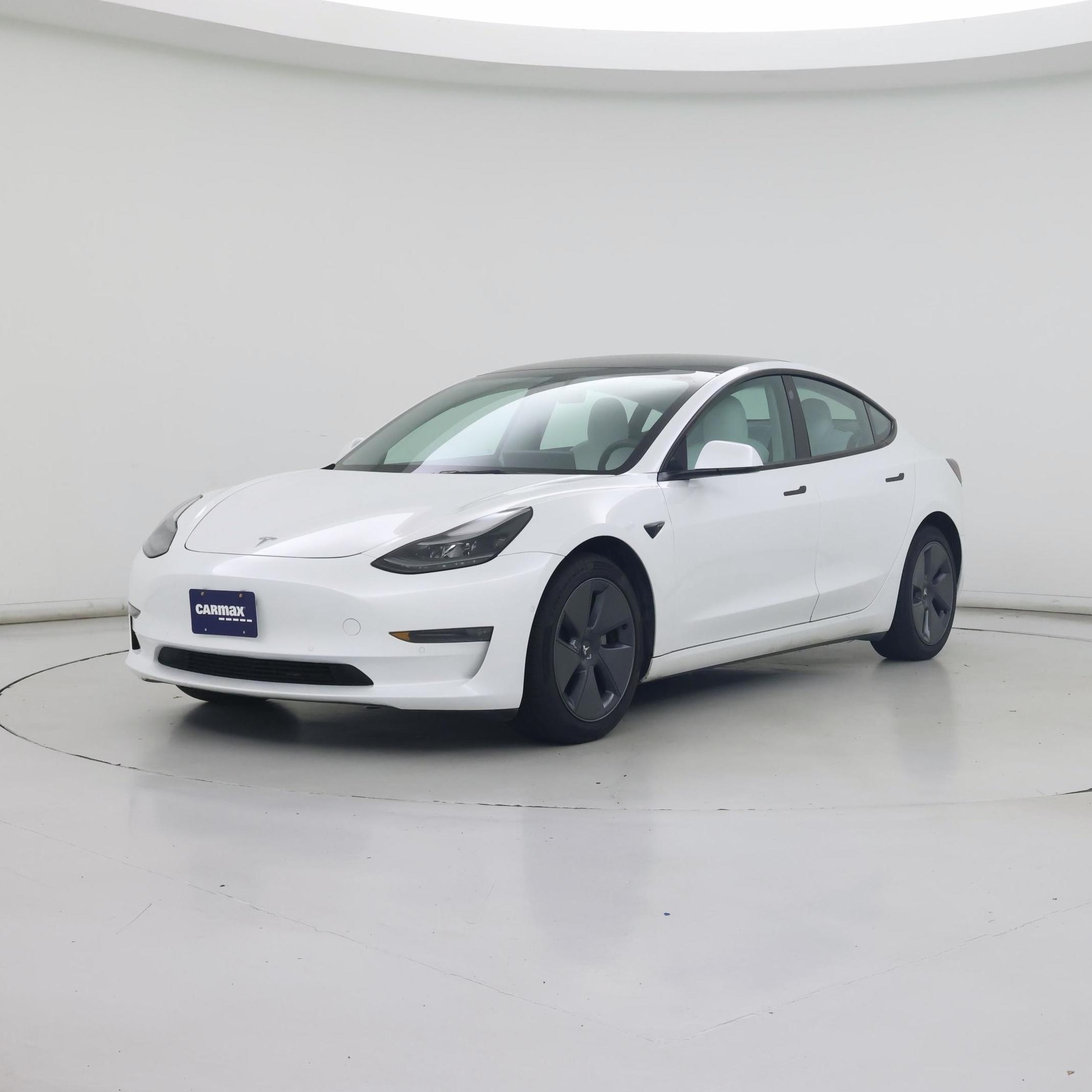 Thumbnail: 2022 Tesla Model 3 - 4