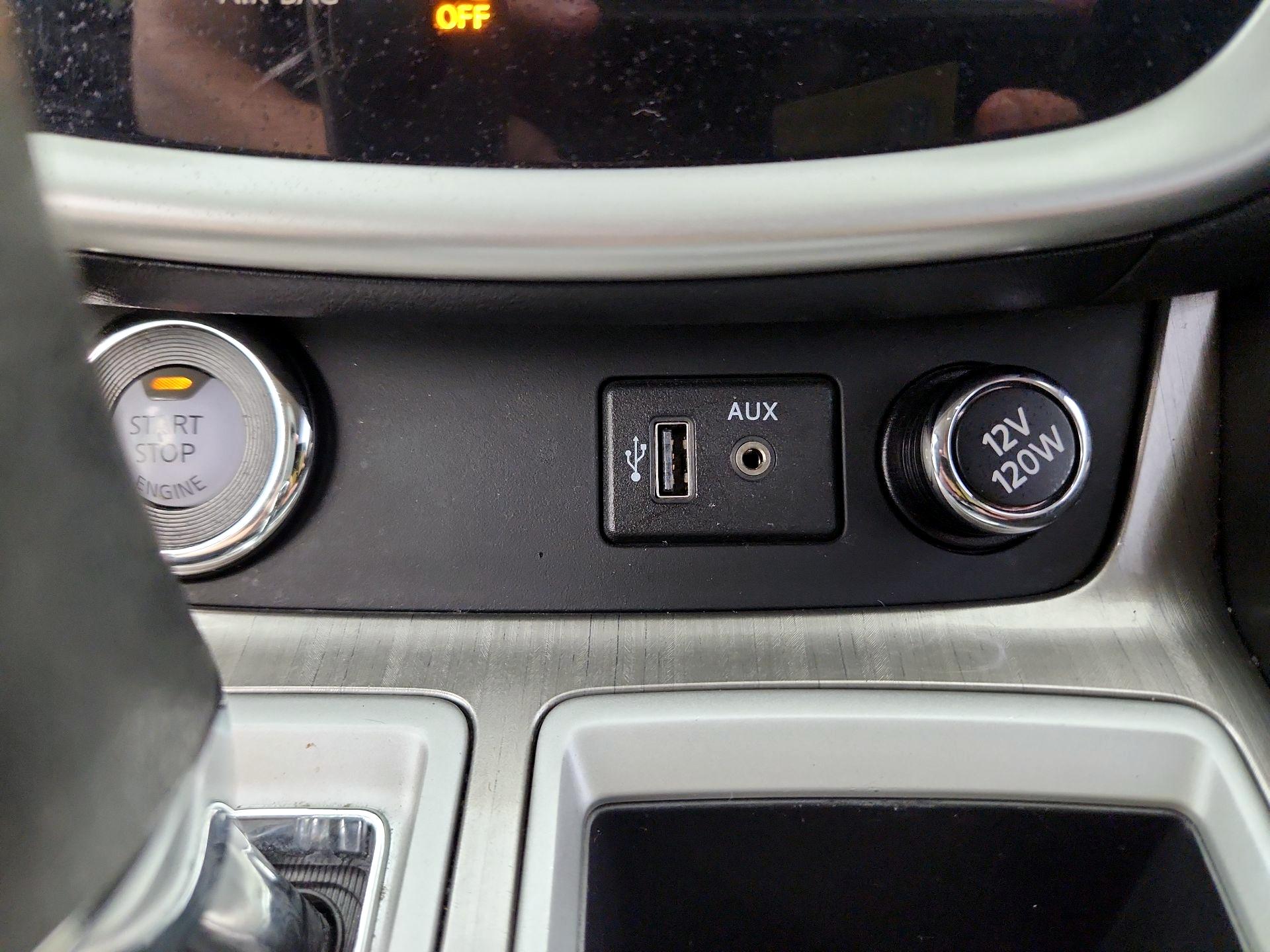 Thumbnail: 2018 Nissan Murano - 17
