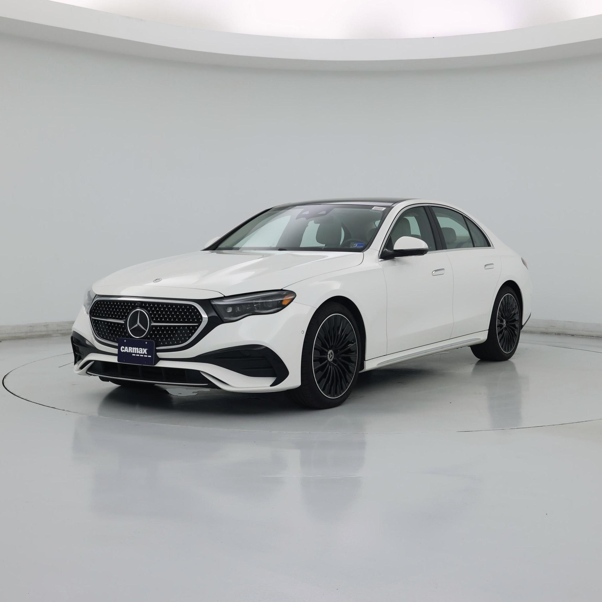 Thumbnail: 2024 Mercedes-Benz E-Class - 4