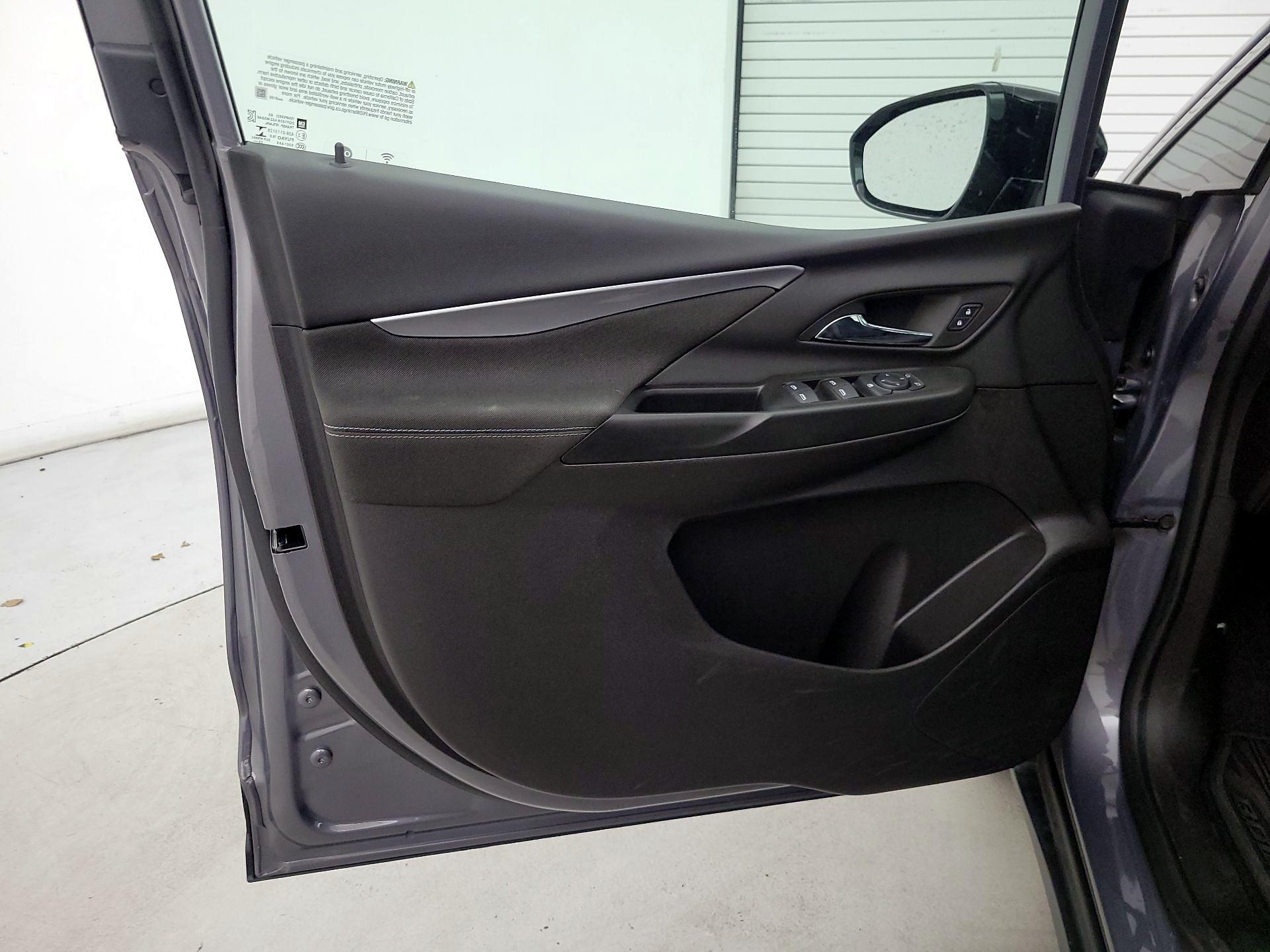 Thumbnail: 2023 Chevrolet Bolt EV - 12
