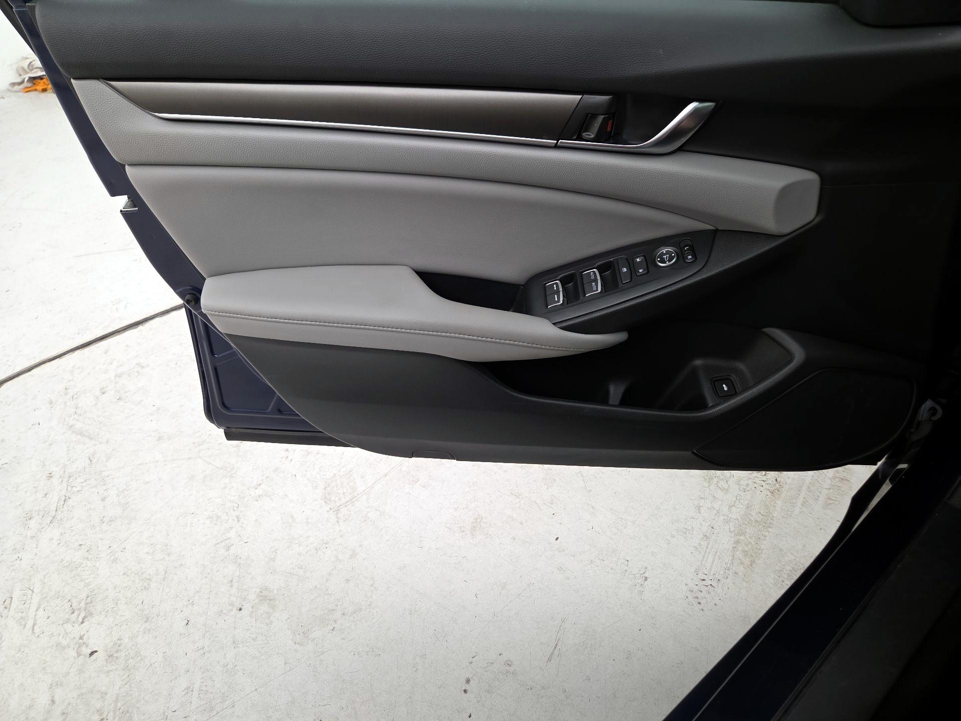 Thumbnail: 2020 Honda Accord - 12