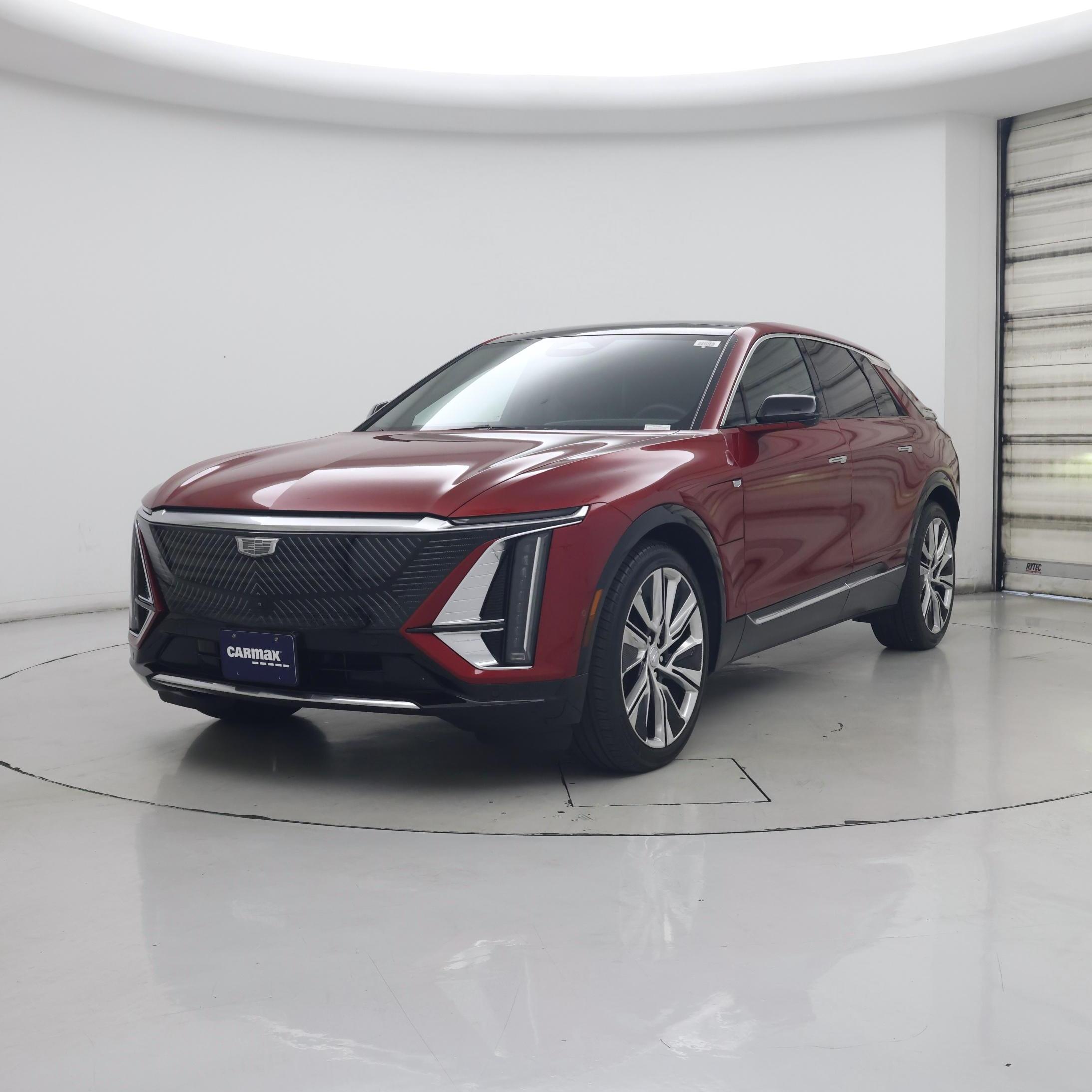 Thumbnail: 2024 Cadillac Lyriq - 4