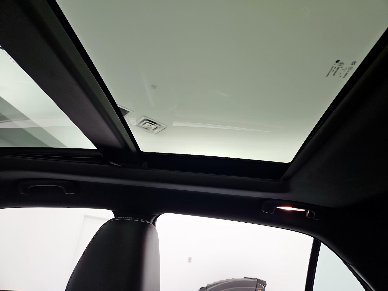 2022 Chrysler 300 S - Photo 24