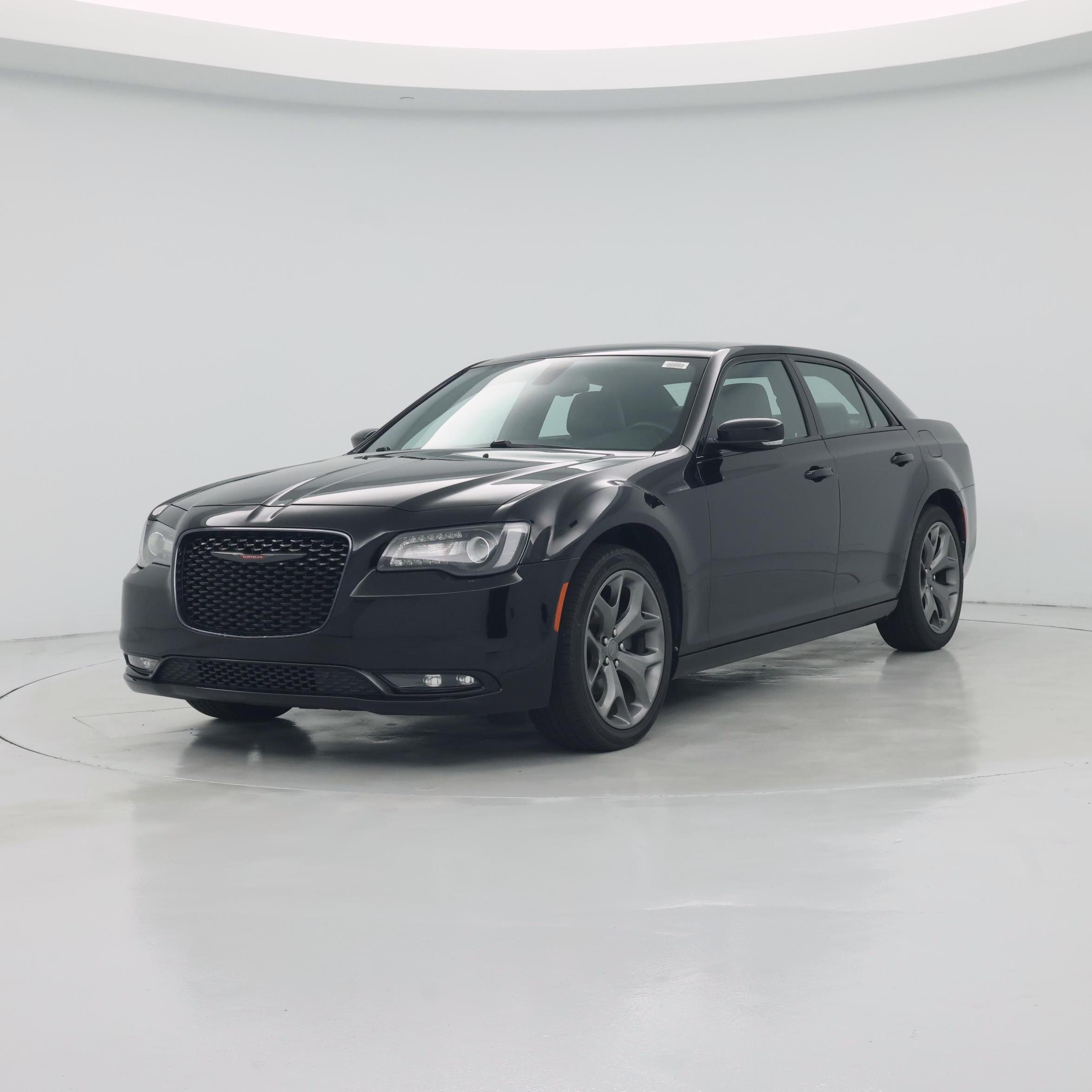 Thumbnail: 2022 Chrysler 300 - 4