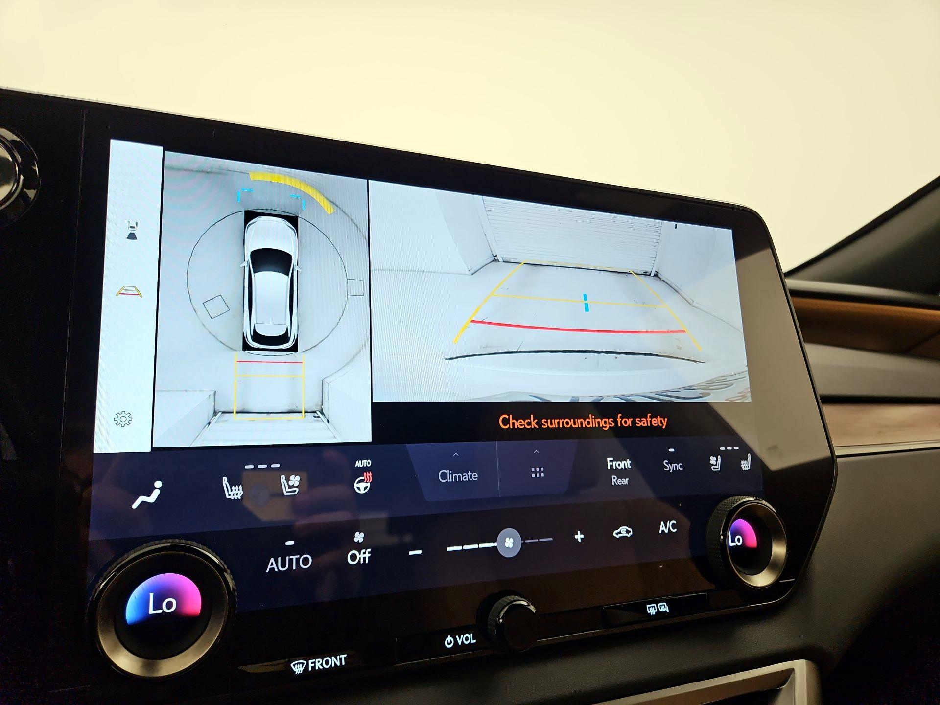 Thumbnail: 2024 Lexus RX - 15