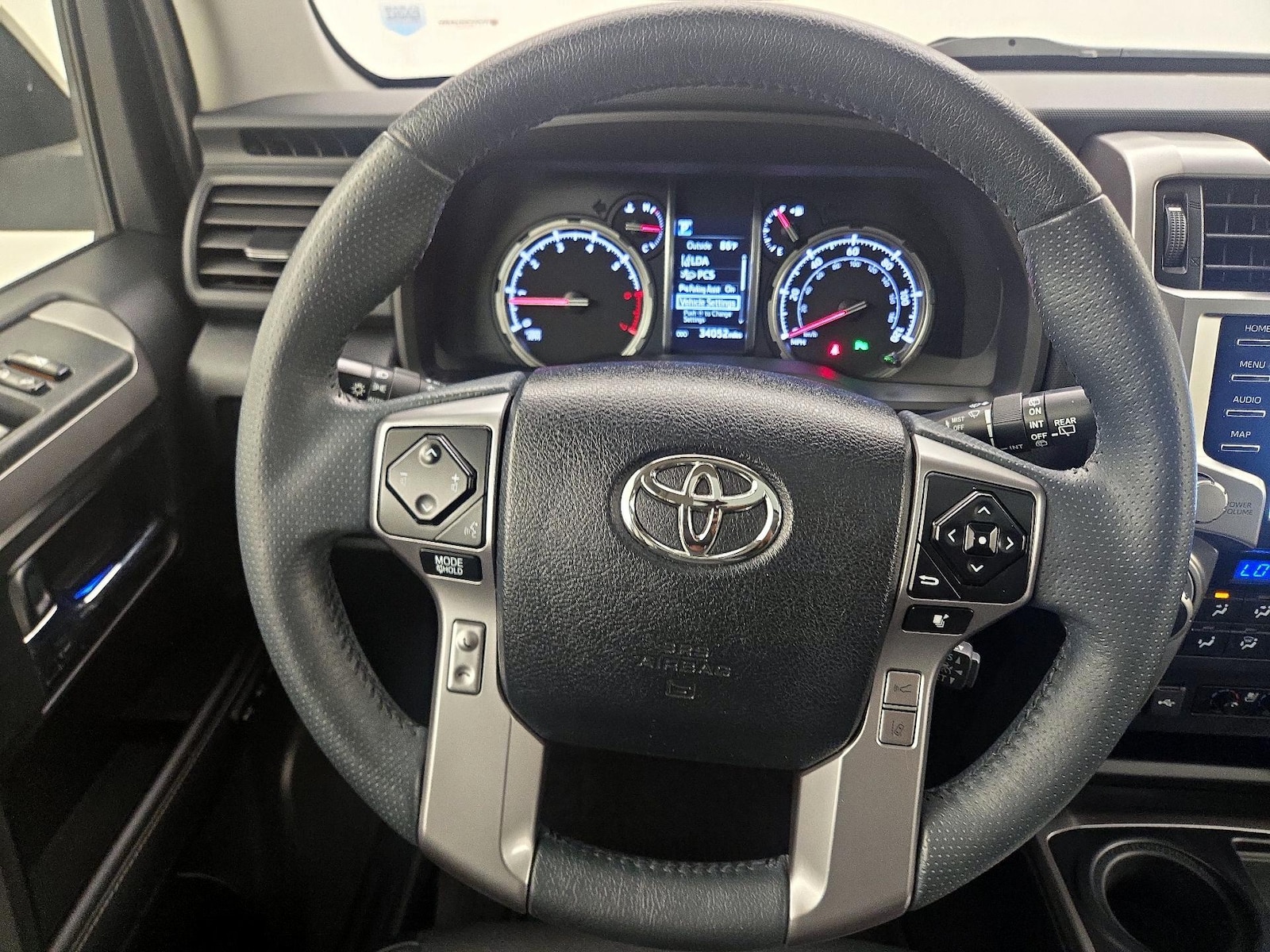 2021 Toyota 4Runner Limited - Photo 11