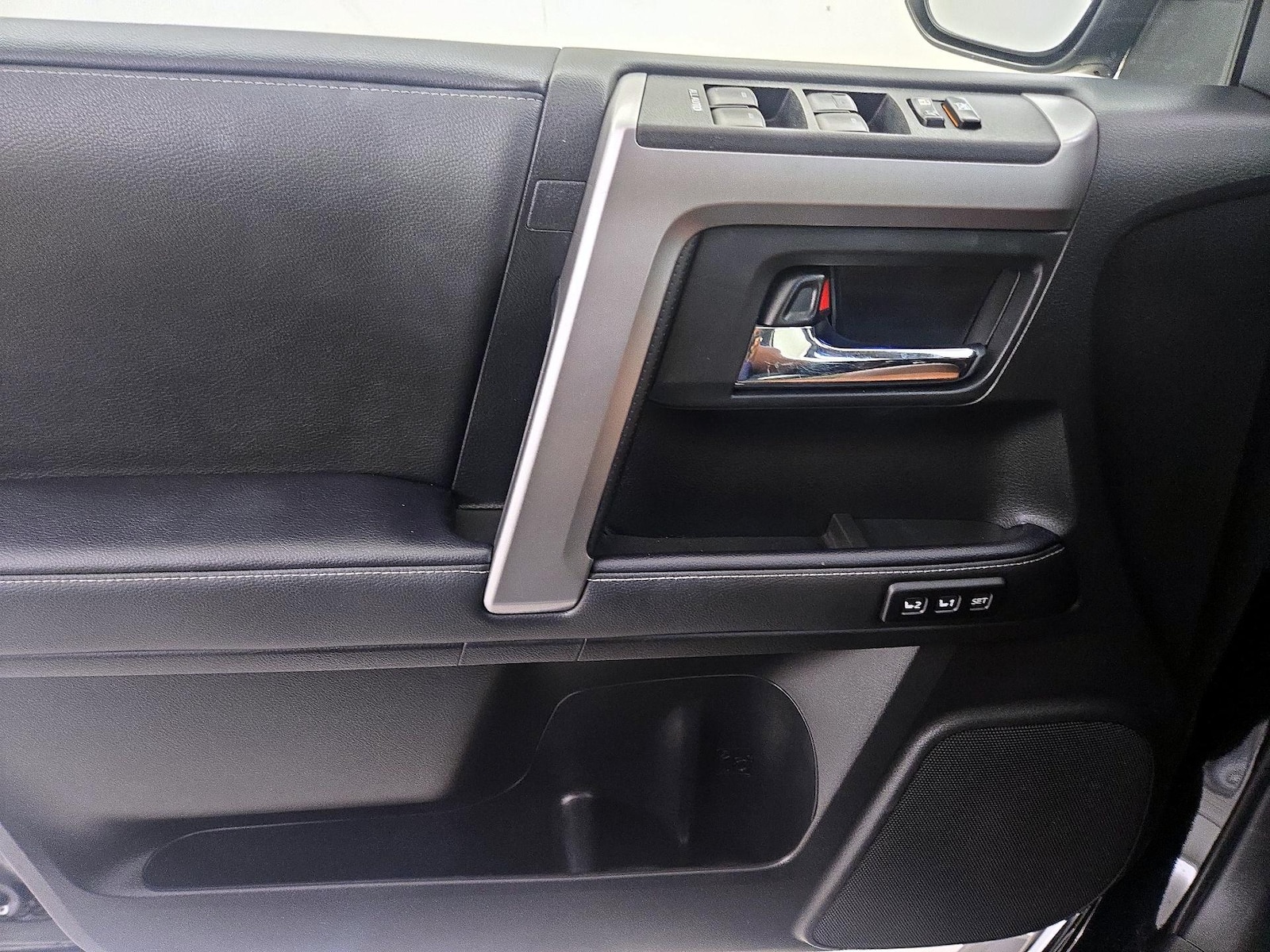 2021 Toyota 4Runner Limited - Photo 13