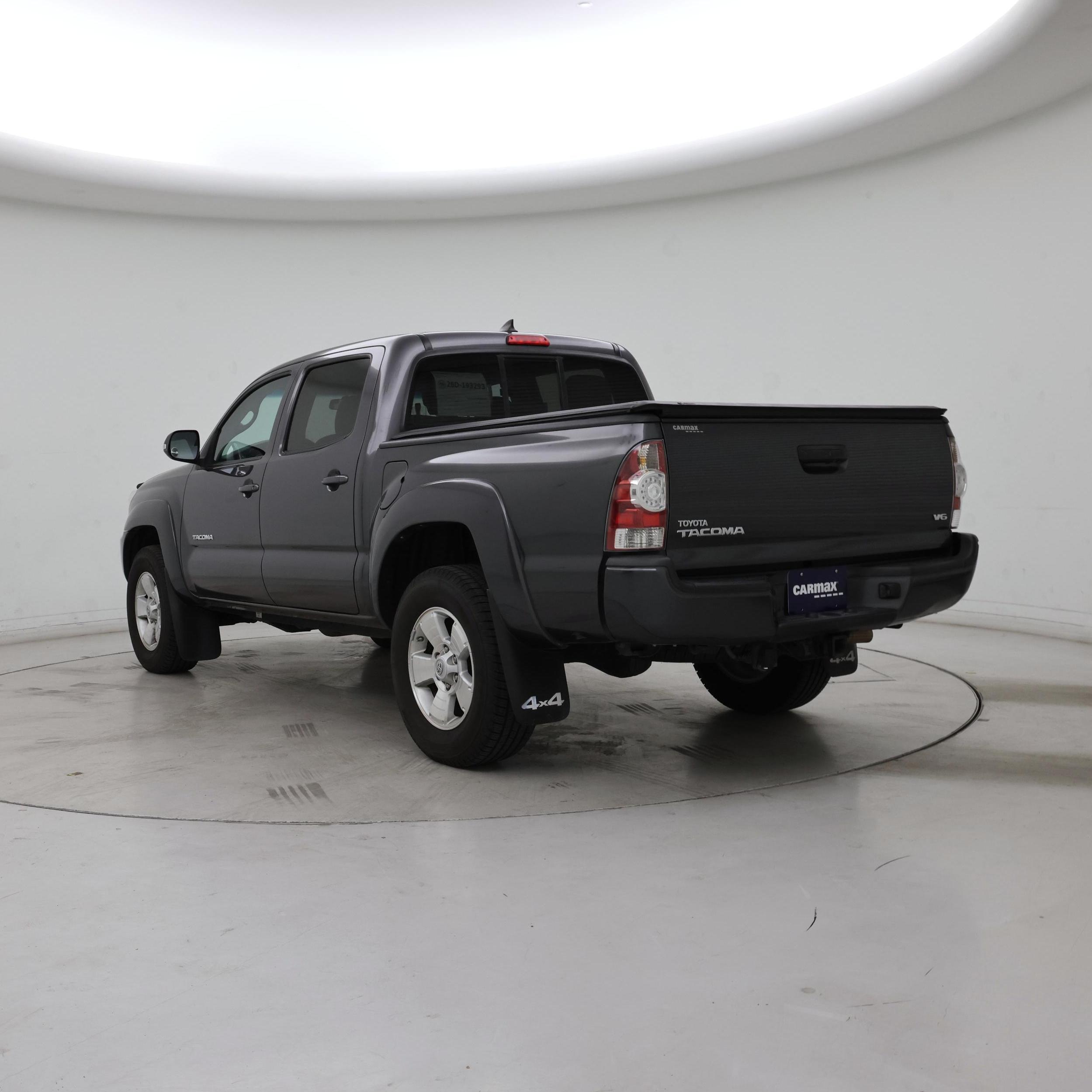 Thumbnail: 2015 Toyota Tacoma - 2