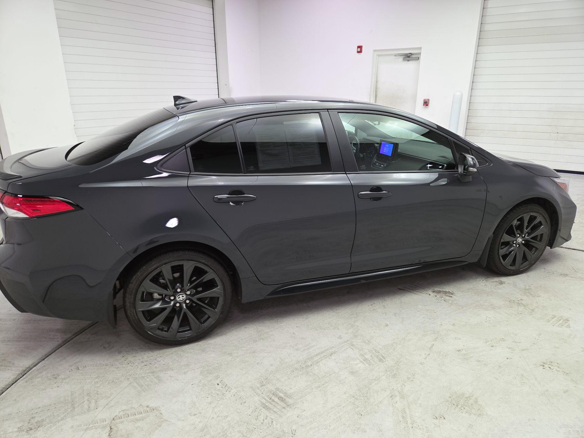 Thumbnail: 2023 Toyota Corolla - 4
