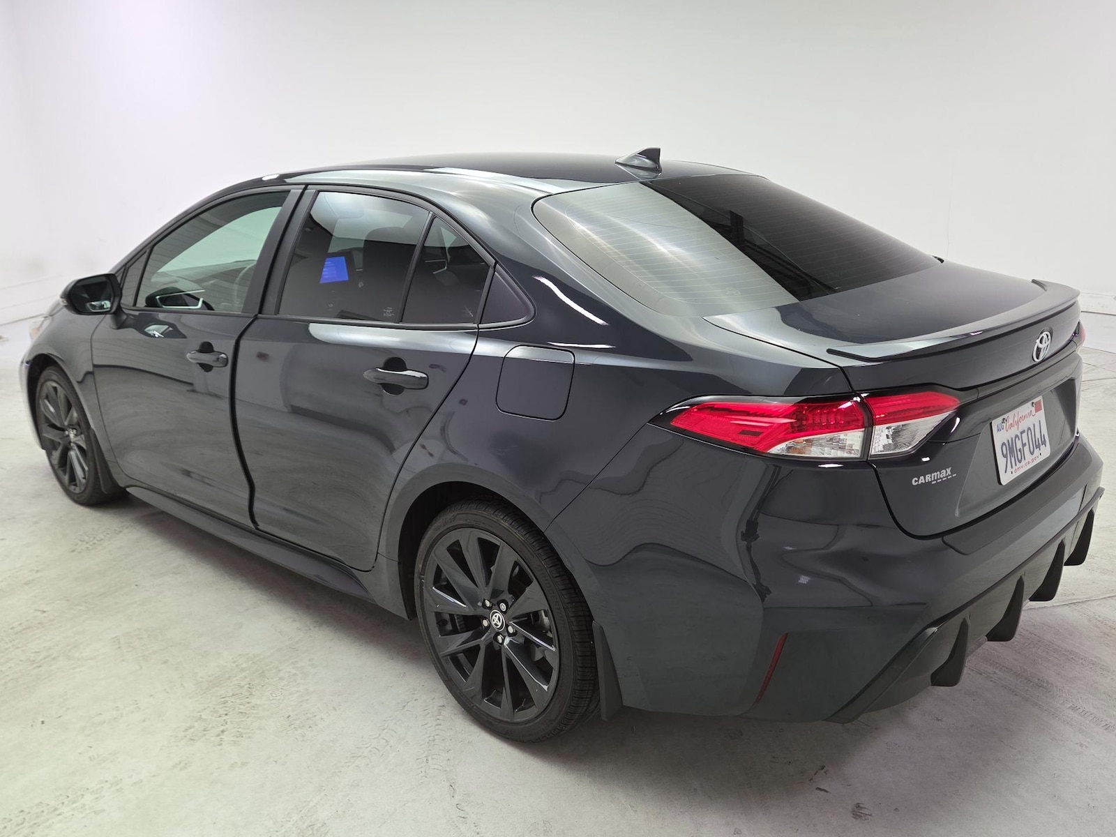 2023 Toyota Corolla SE - Photo 7