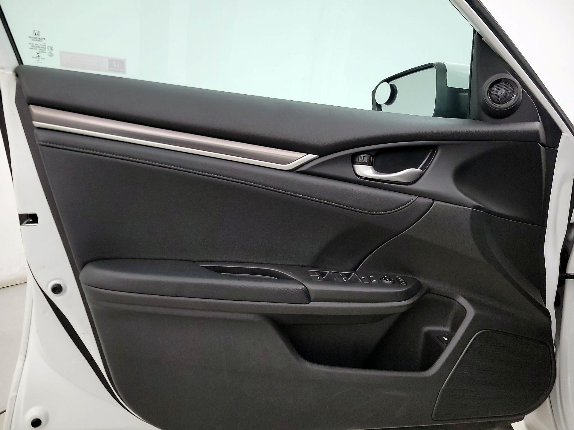 Thumbnail: 2019 Honda Civic - 12