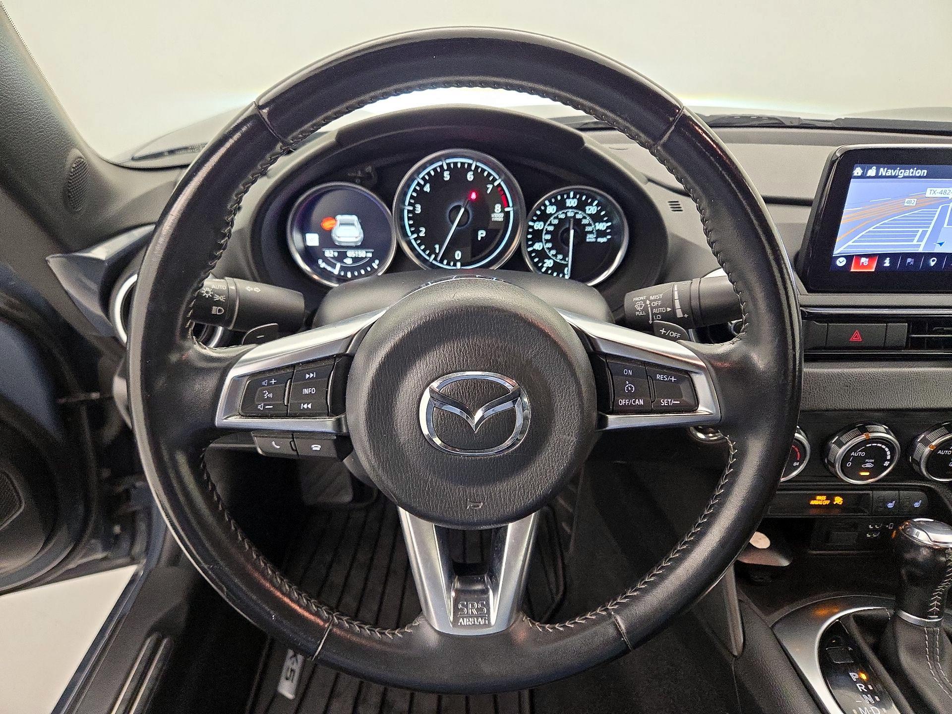 Thumbnail: 2021 Mazda MX-5 Miata - 10