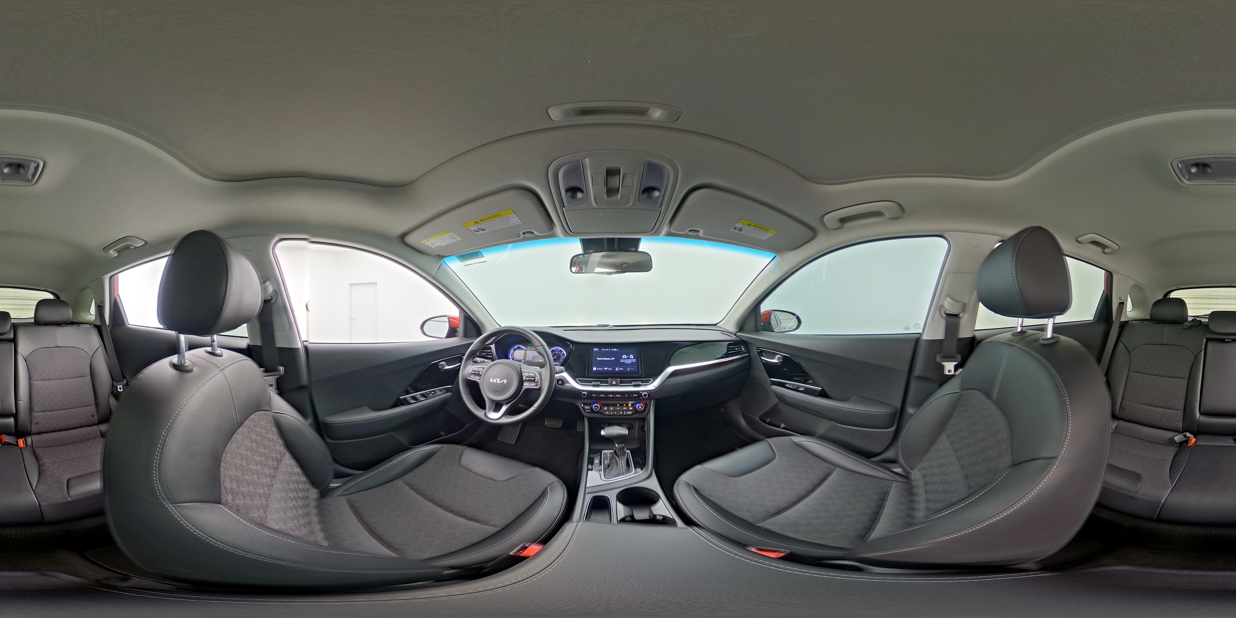 2022 Kia Niro LXS SE - Photo 25