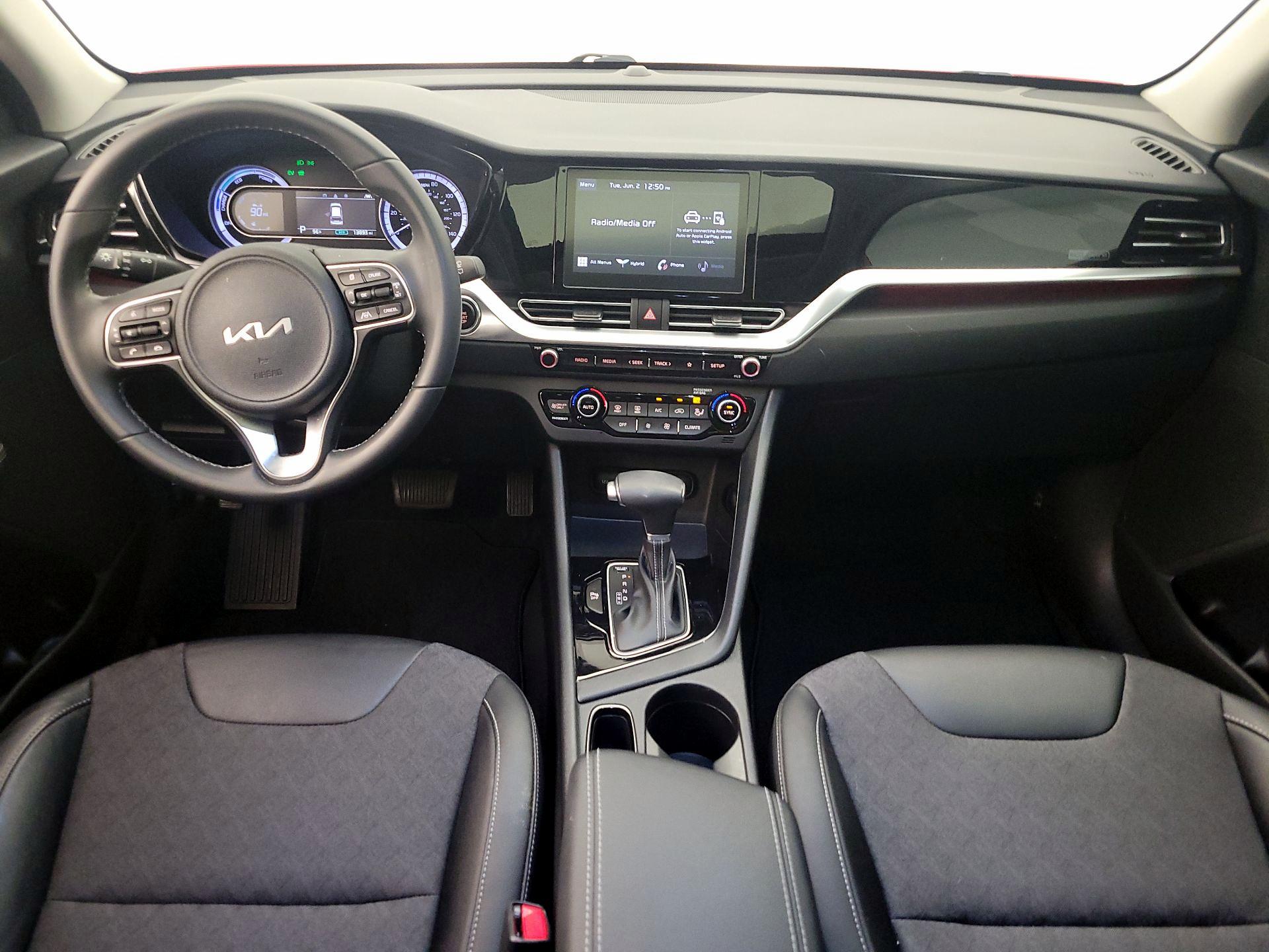 Thumbnail: 2022 Kia Niro - 9