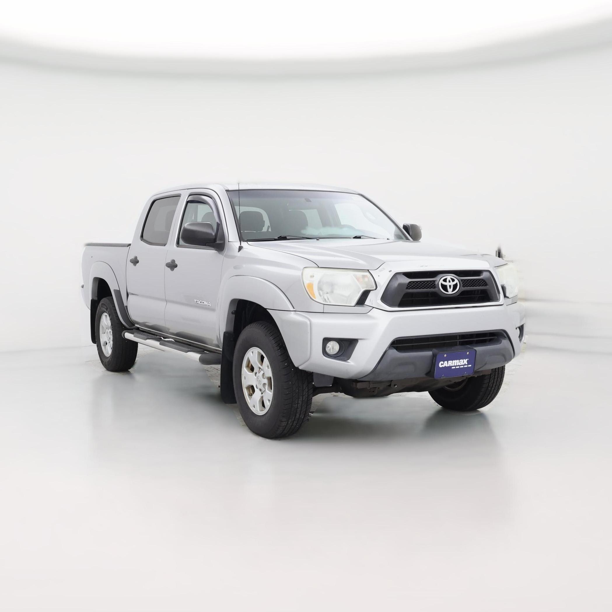 Thumbnail: 2015 Toyota Tacoma - 1