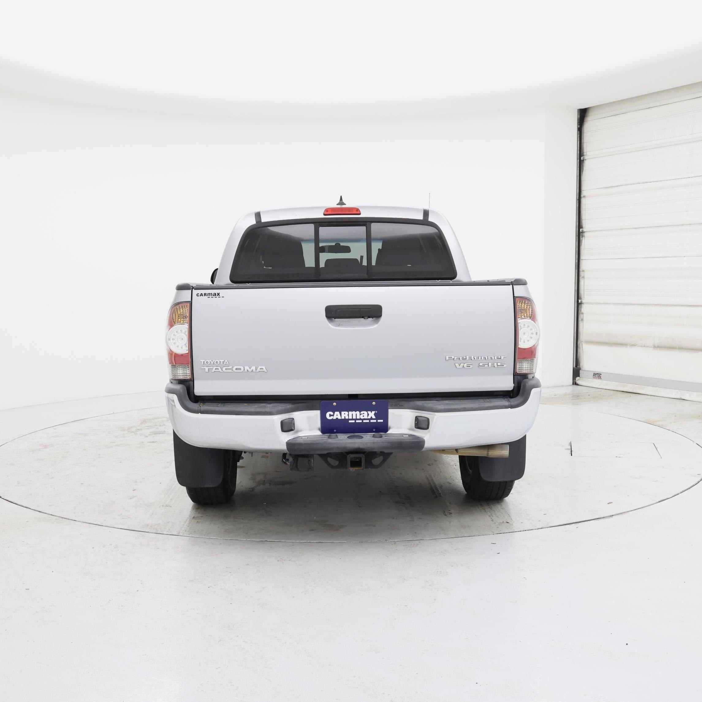 Thumbnail: 2015 Toyota Tacoma - 6