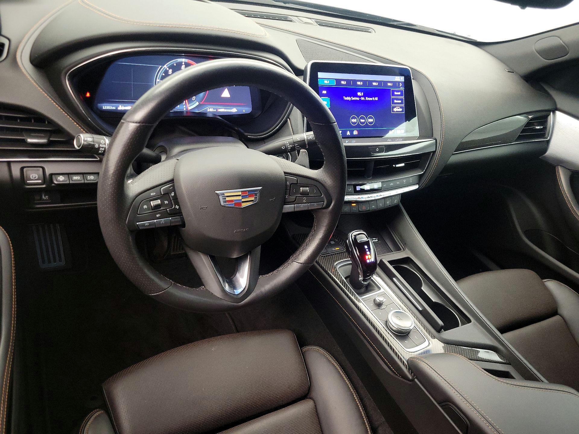 Thumbnail: 2023 Cadillac CT5 - 9