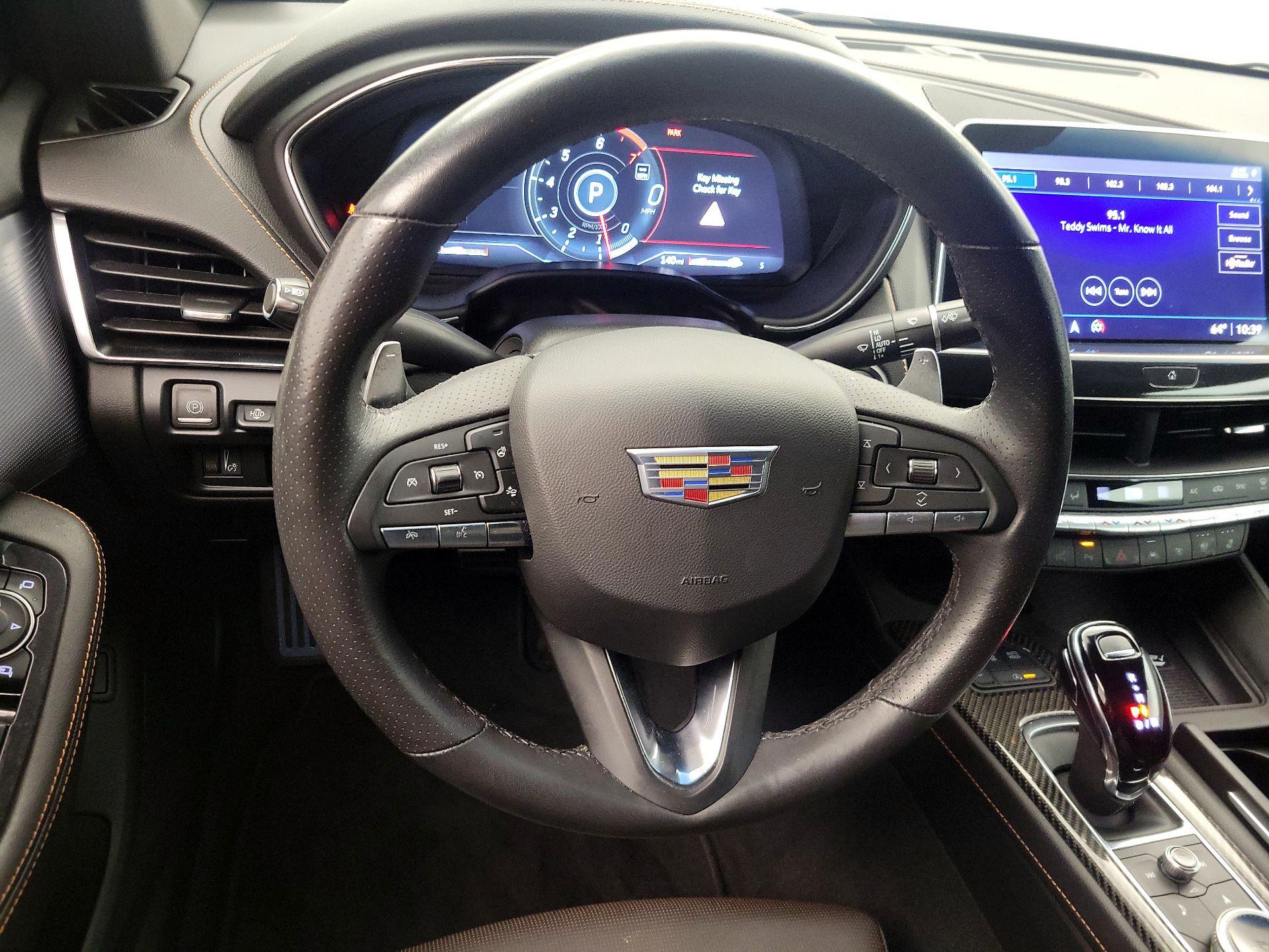 Thumbnail: 2023 Cadillac CT5 - 10