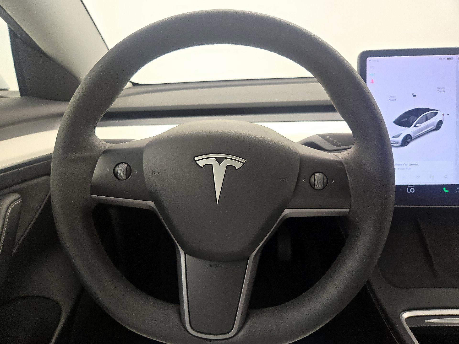 Thumbnail: 2021 Tesla Model 3 - 10