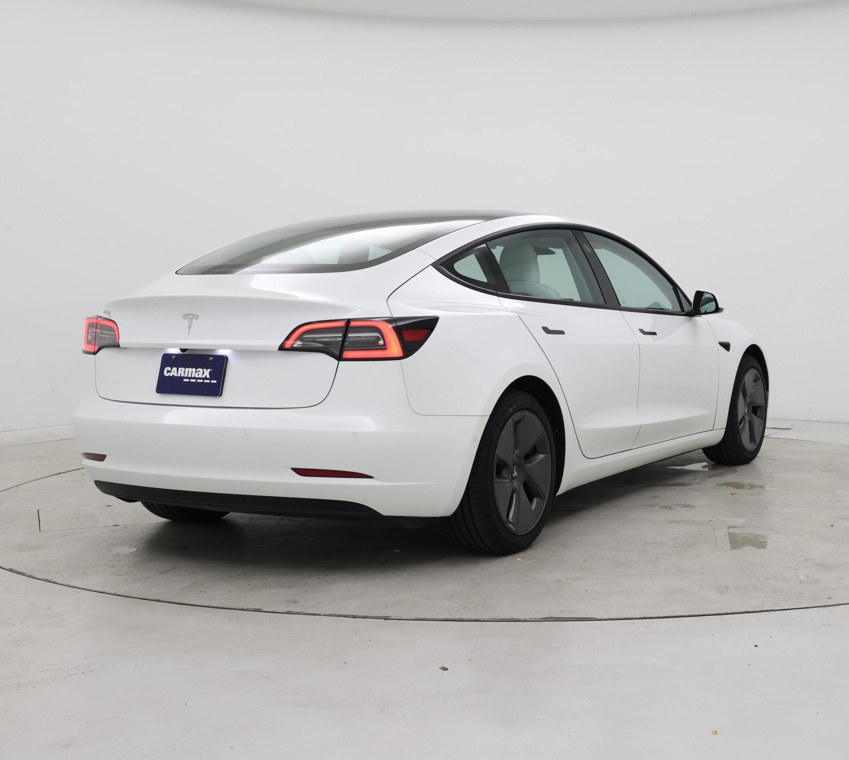 Thumbnail: 2021 Tesla Model 3 - 8