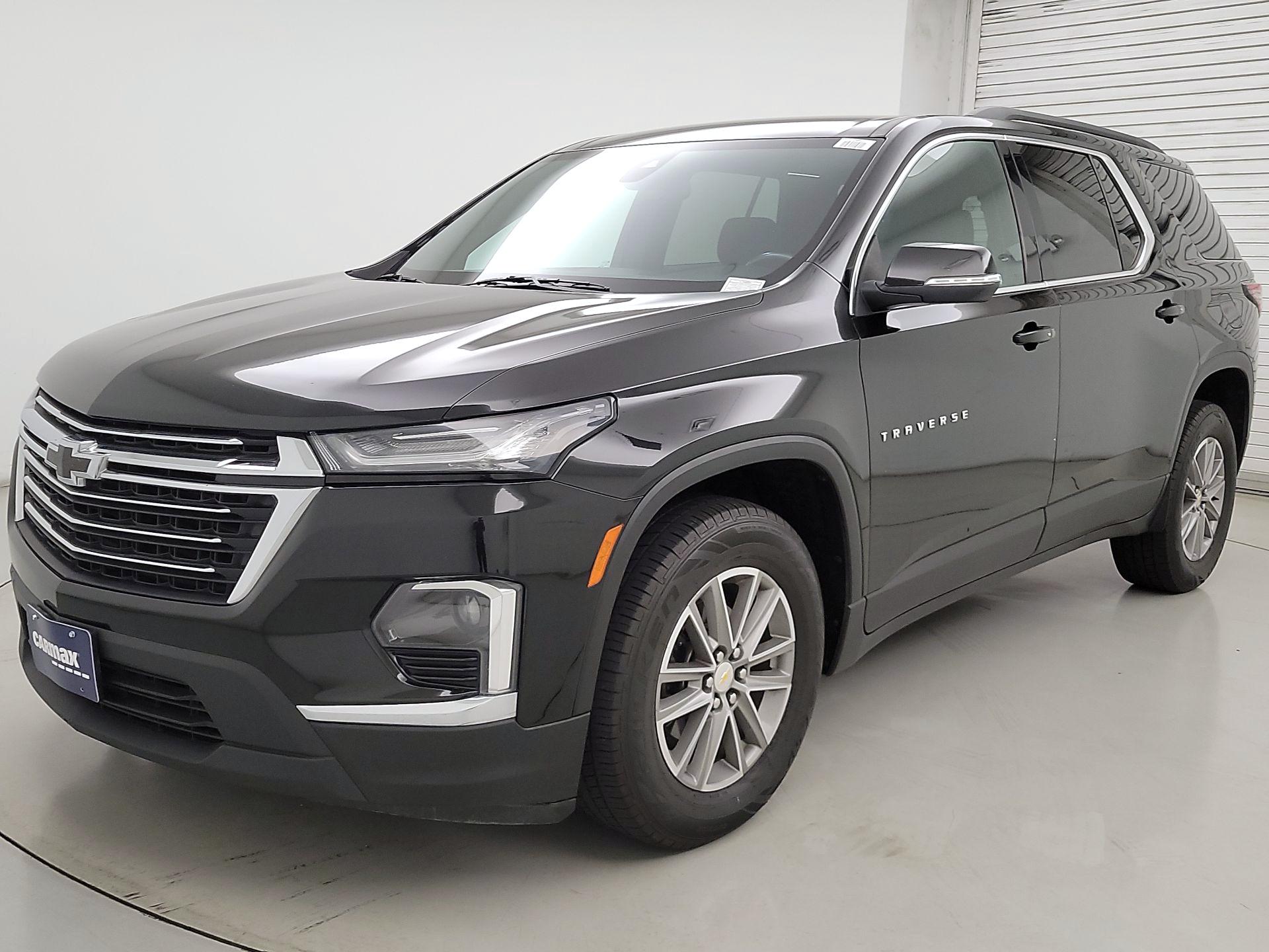 Thumbnail: 2022 Chevrolet Traverse - 3