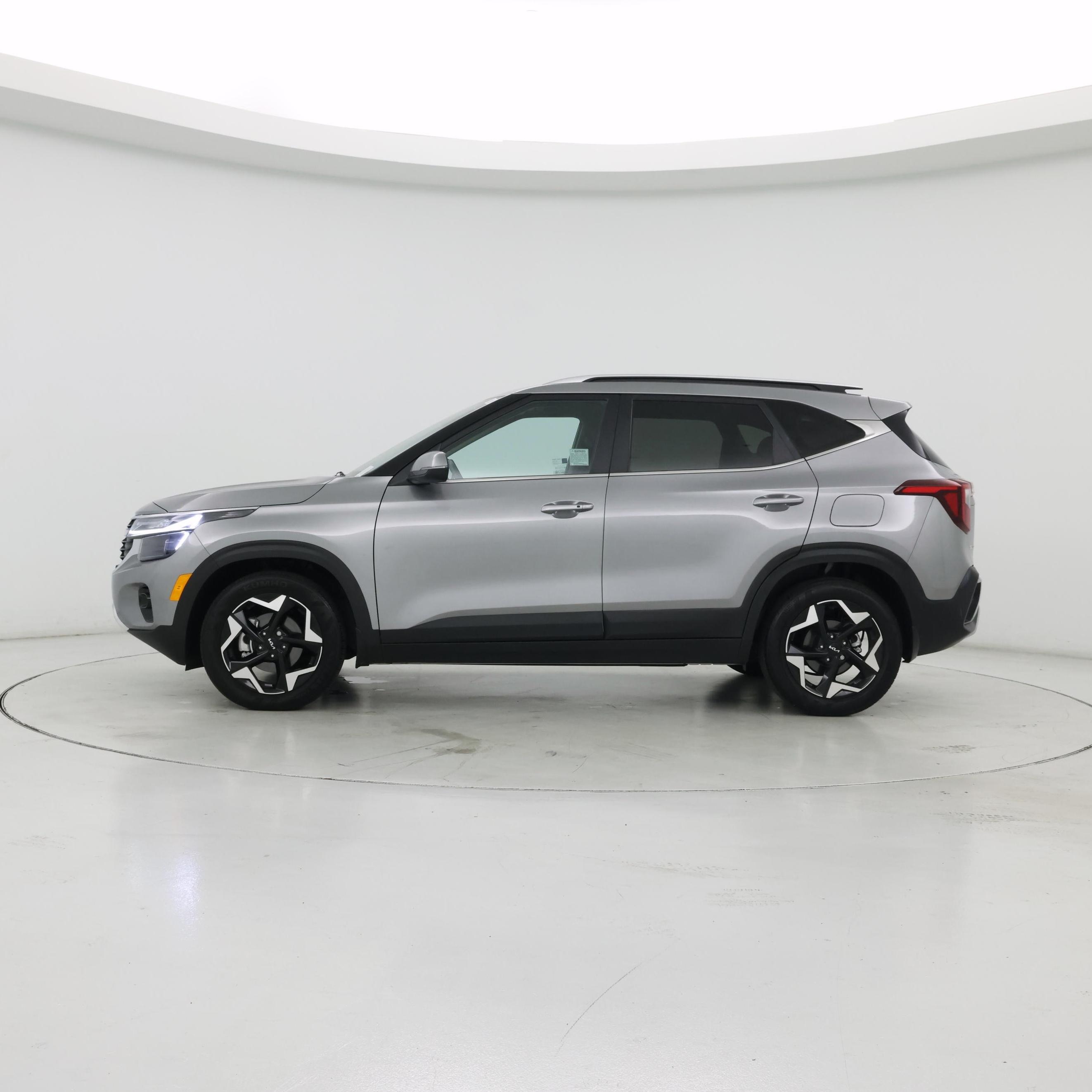 Thumbnail: 2024 Kia Seltos - 3