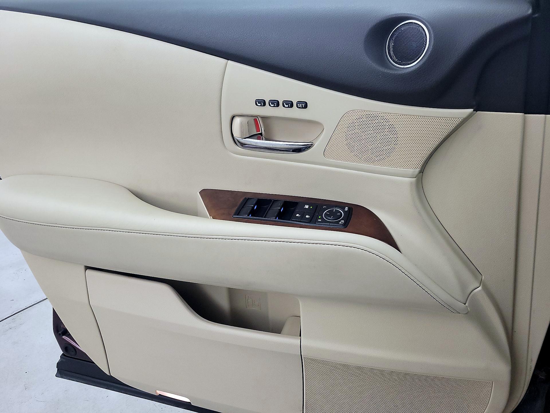 Thumbnail: 2014 Lexus RX - 12