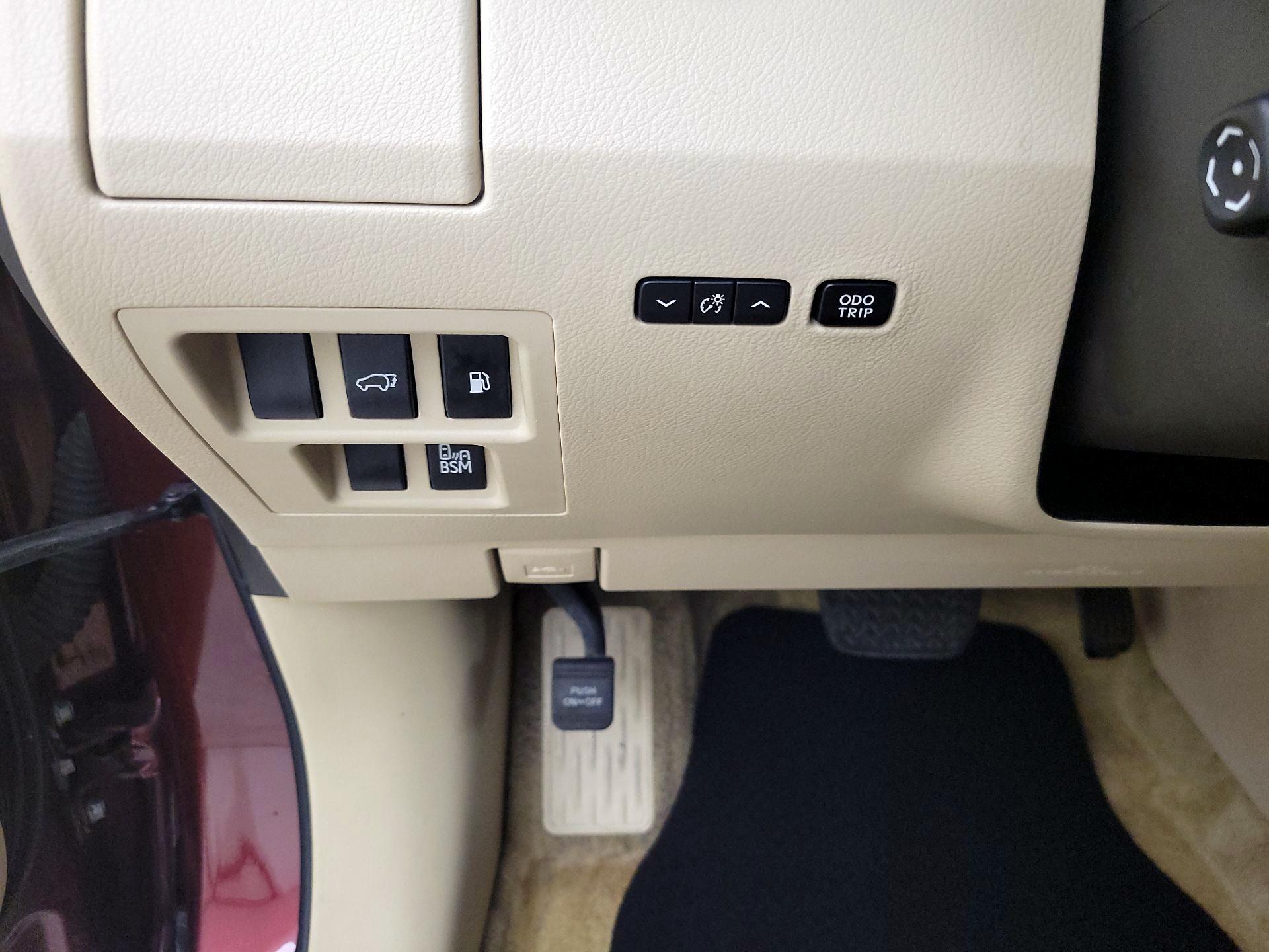 Thumbnail: 2014 Lexus RX - 13