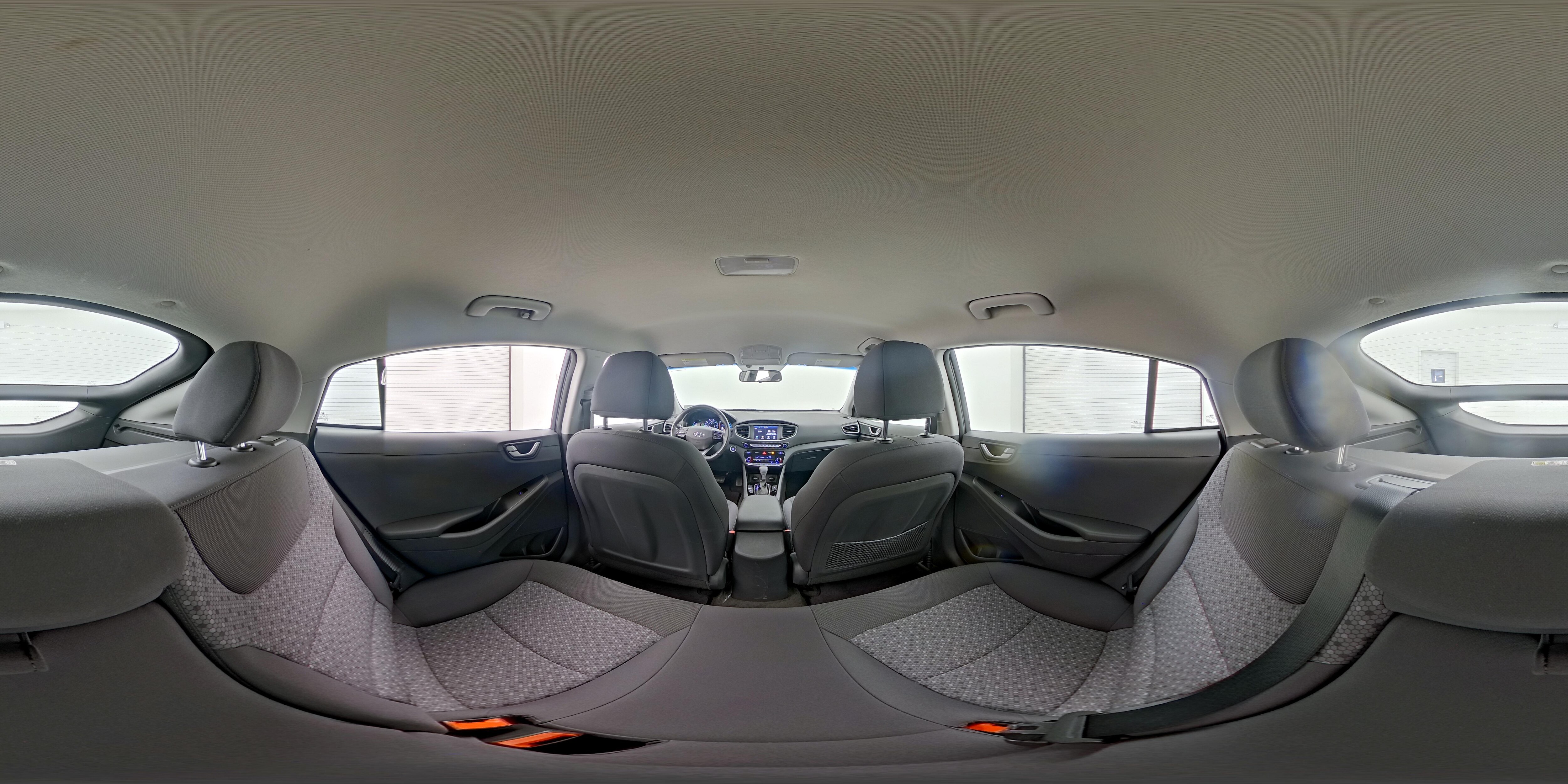 2018 Hyundai IONIQ Base - Photo 24