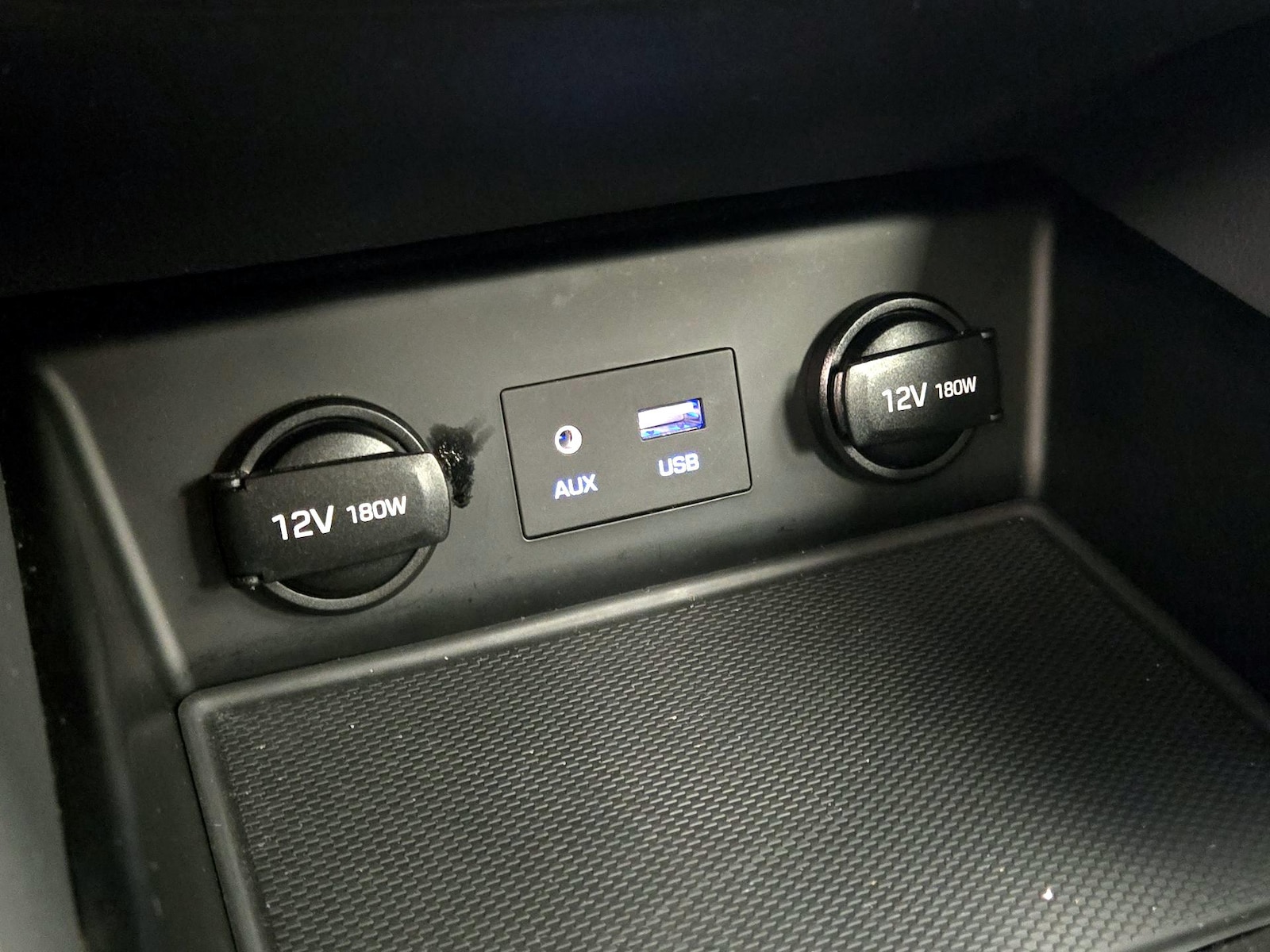 2018 Hyundai IONIQ Base - Photo 18
