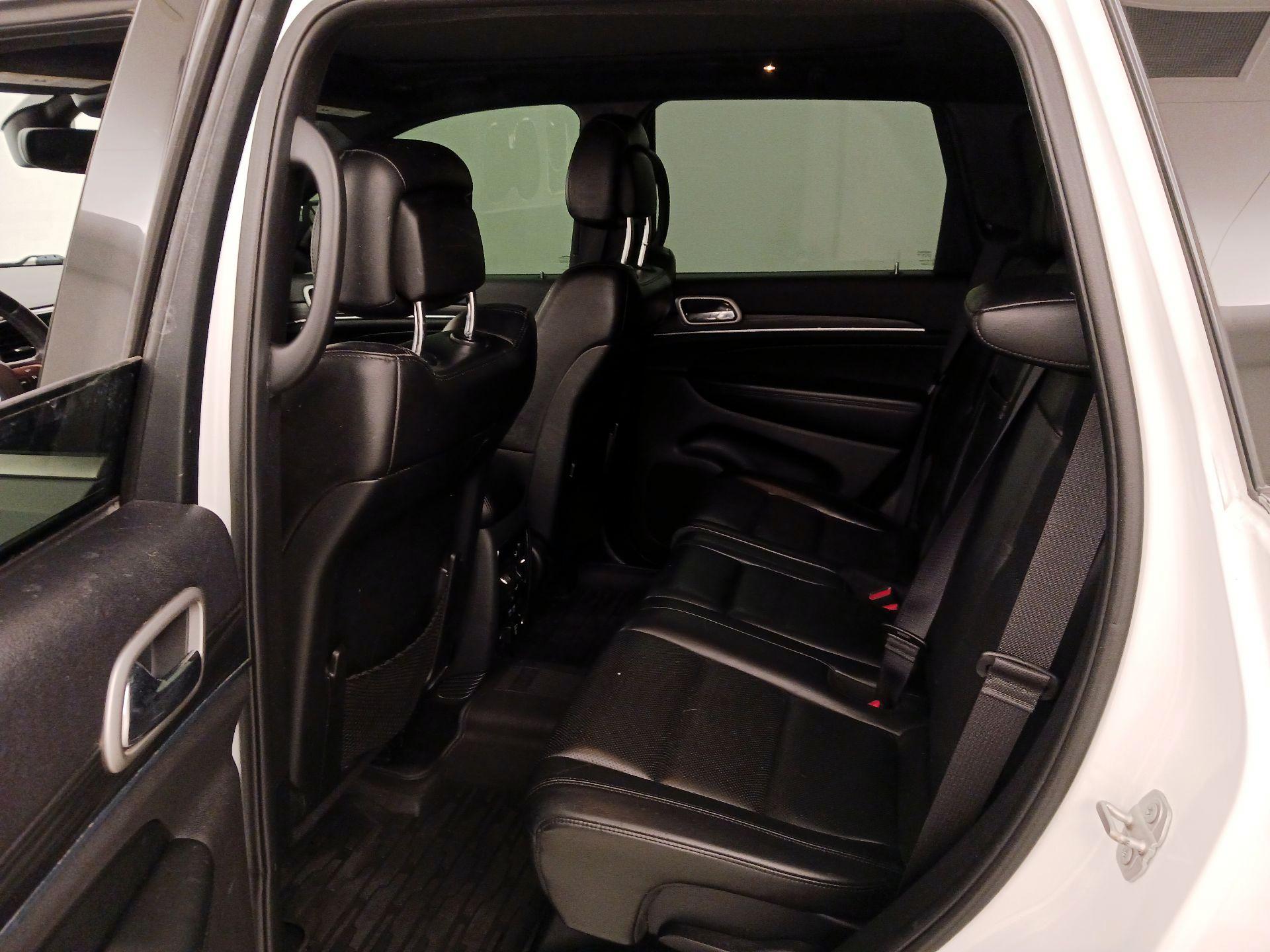 Thumbnail: 2019 Jeep Grand Cherokee - 20