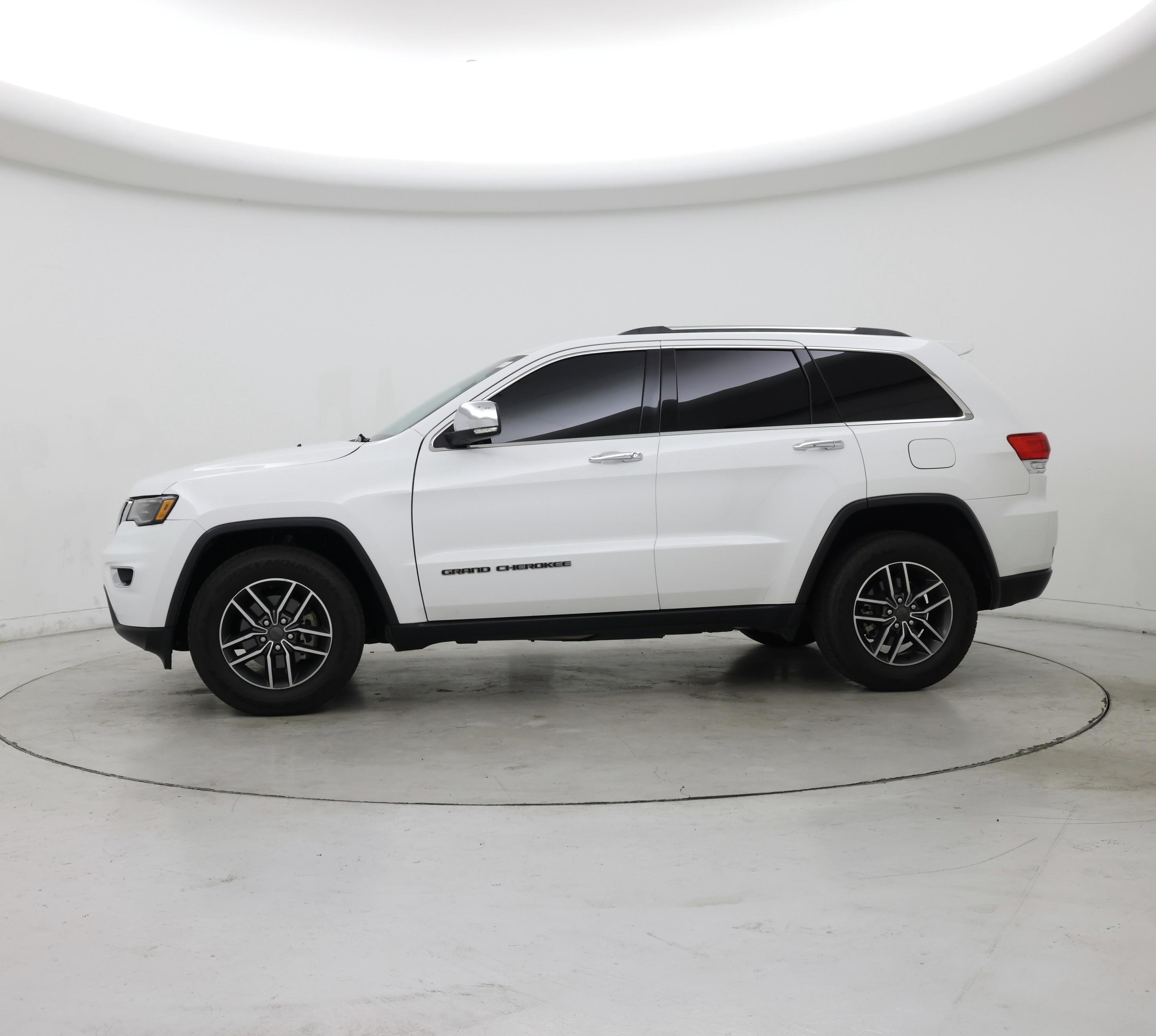 Thumbnail: 2019 Jeep Grand Cherokee - 3