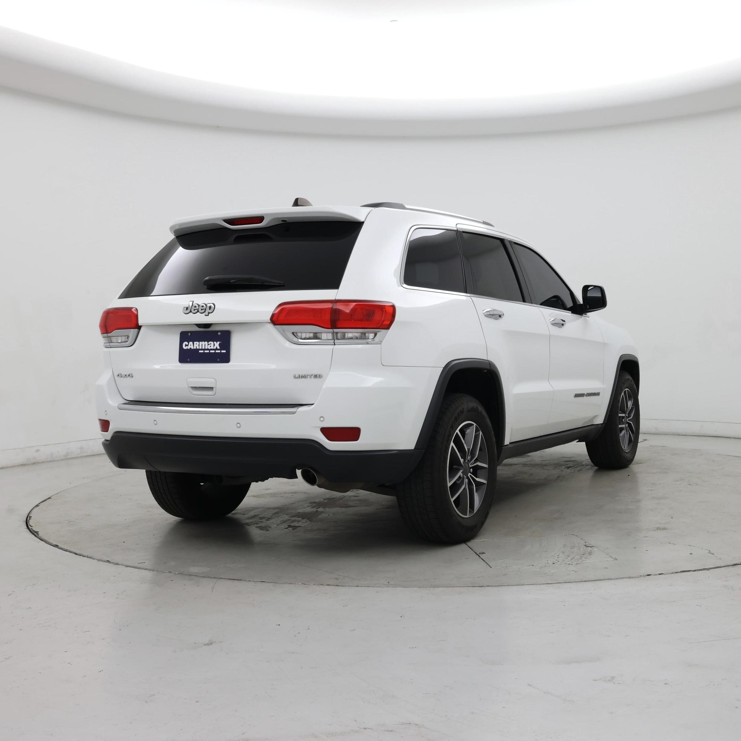 Thumbnail: 2019 Jeep Grand Cherokee - 8