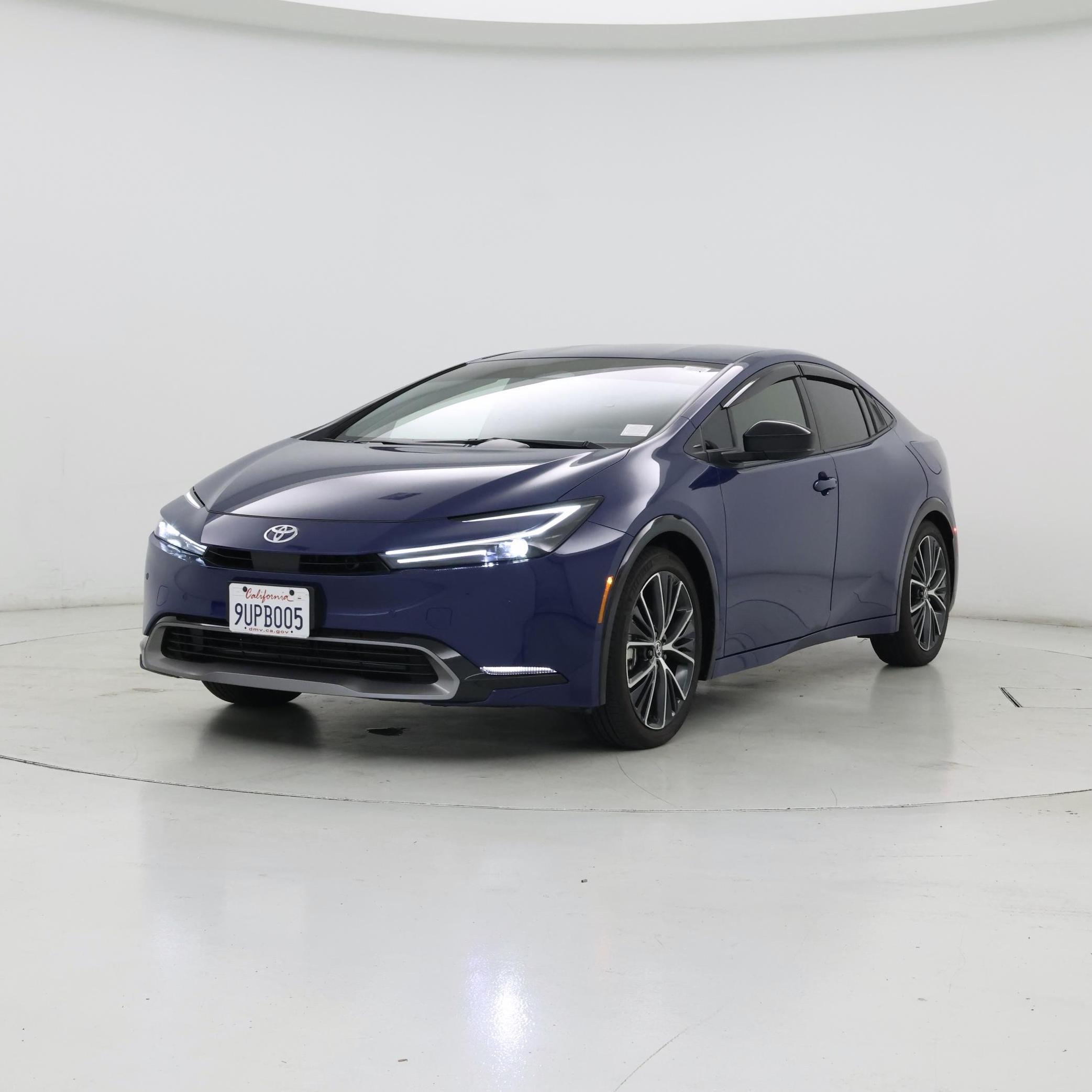 Thumbnail: 2025 Toyota Prius - 4