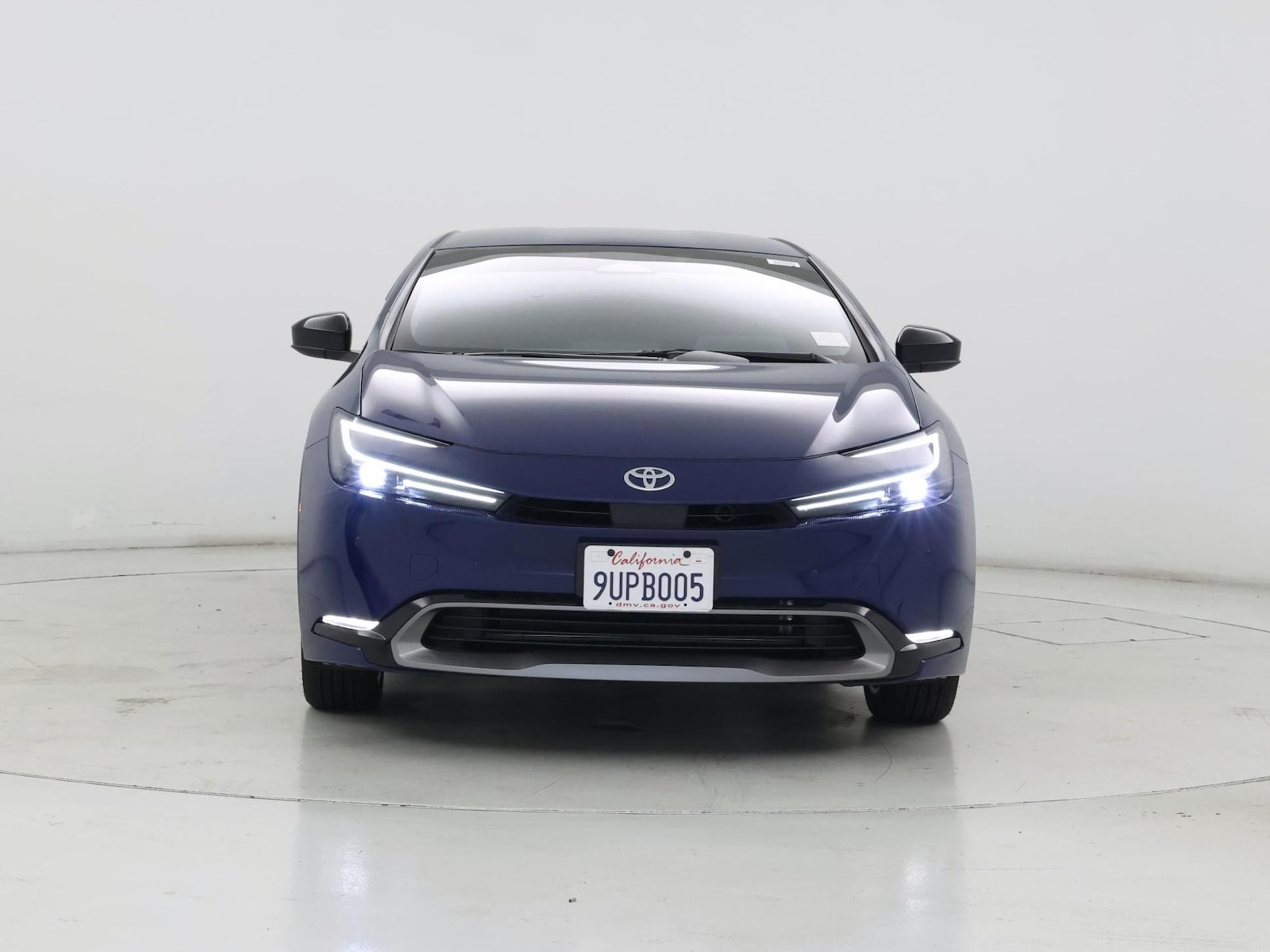 2025 Toyota Prius XLE - Photo 6
