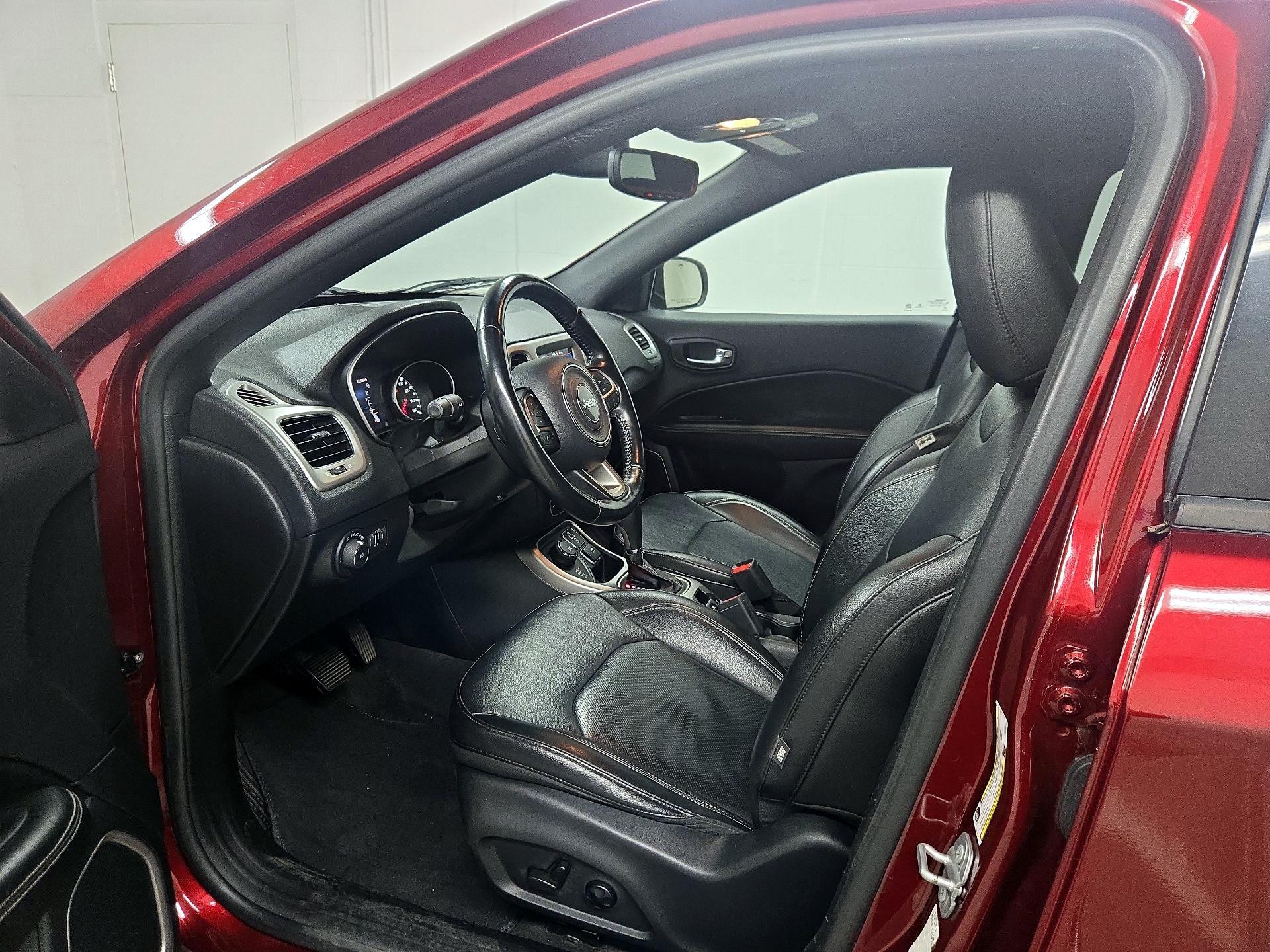 Thumbnail: 2021 Jeep Compass - 11
