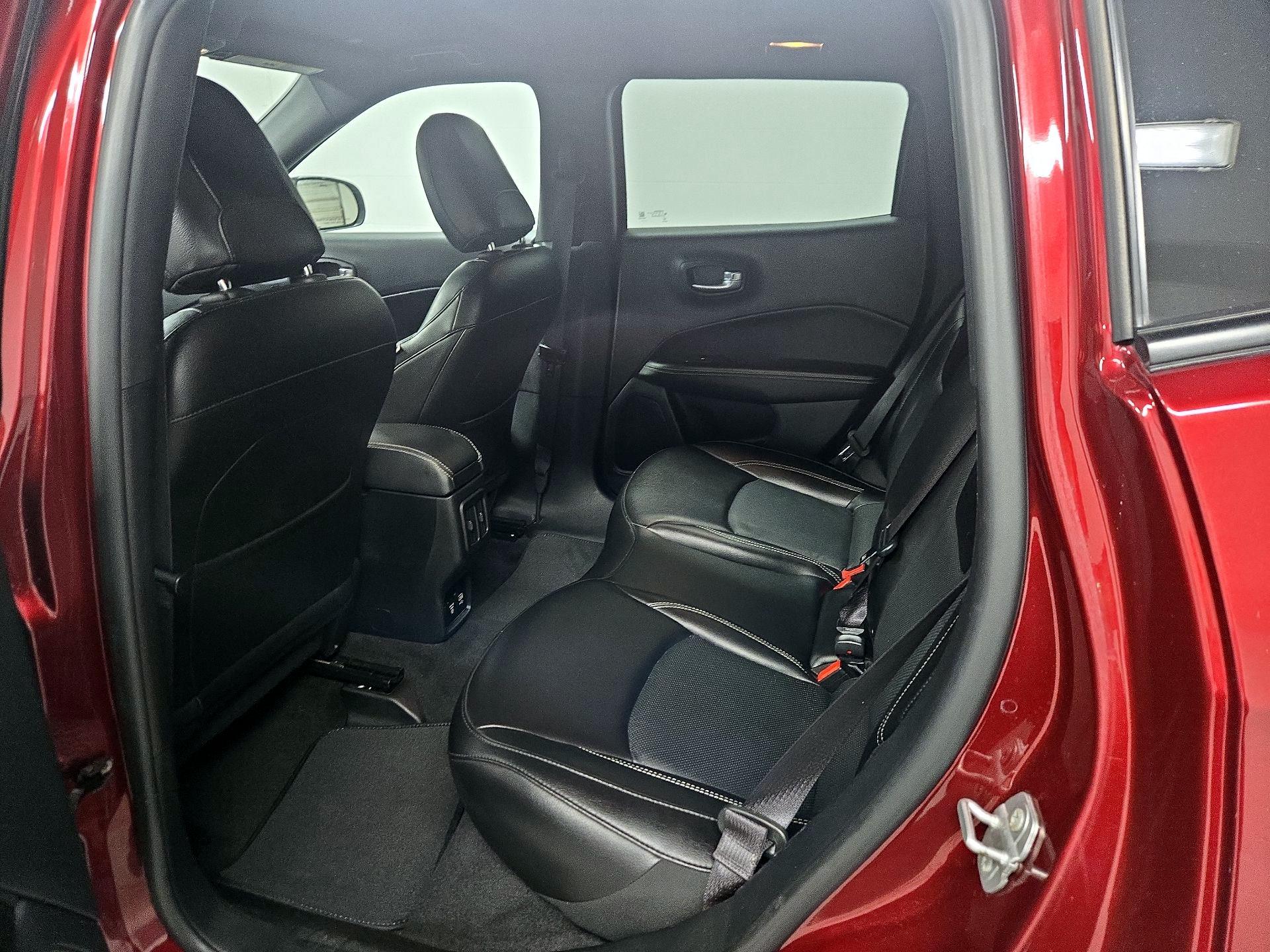 Thumbnail: 2021 Jeep Compass - 20