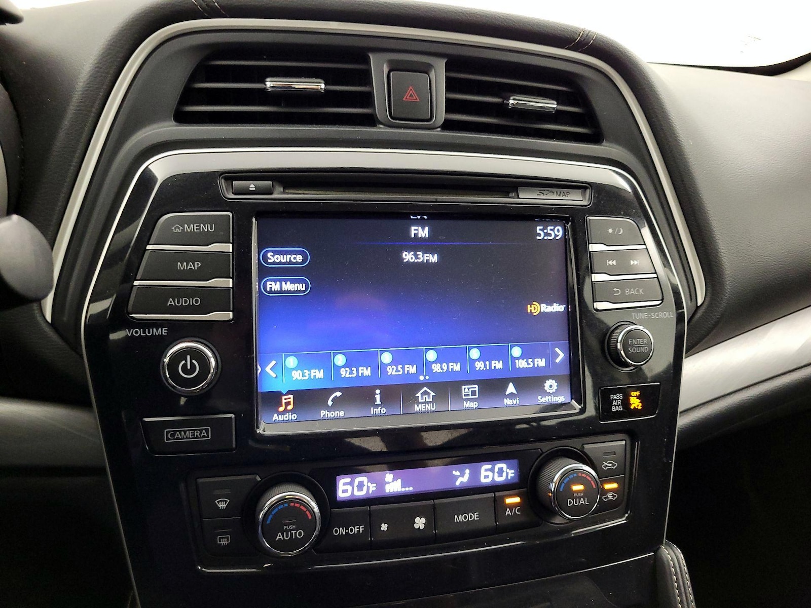 2017 Nissan Maxima SV - Photo 17