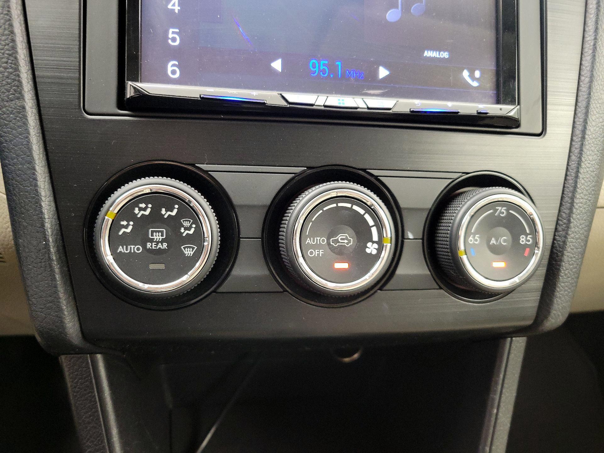 Thumbnail: 2014 Subaru XV Crosstrek - 16