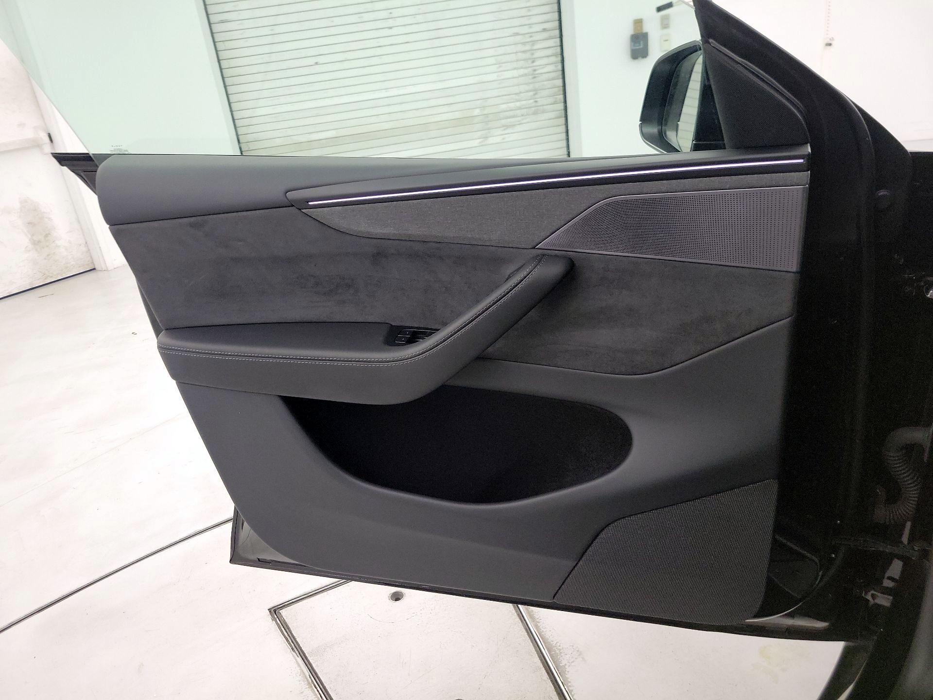 Thumbnail: 2026 Tesla Model Y - 12