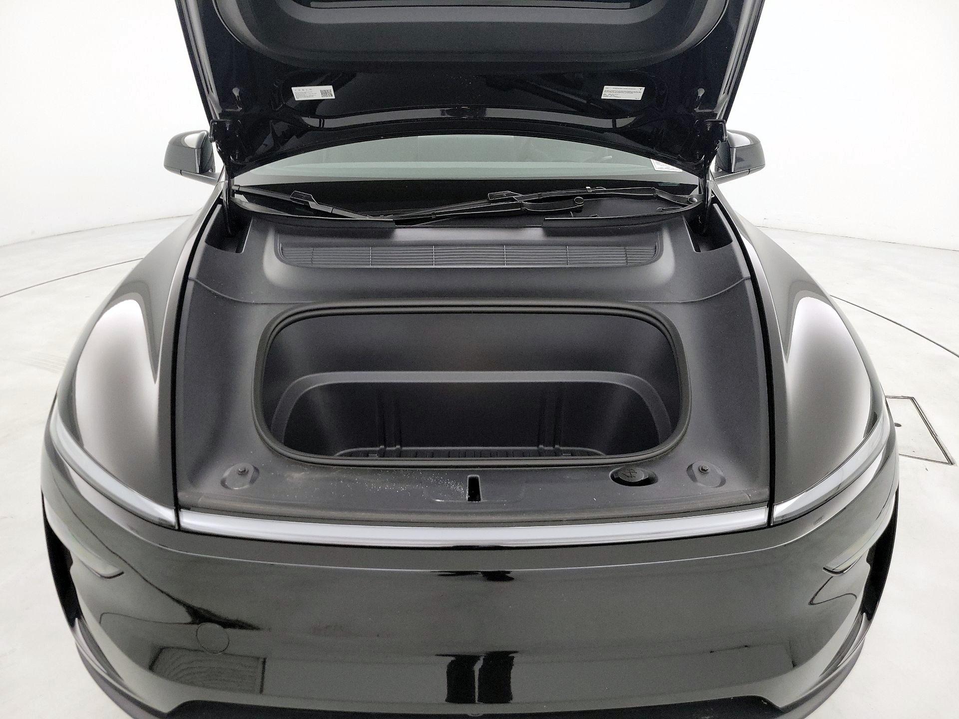 Thumbnail: 2026 Tesla Model Y - 20