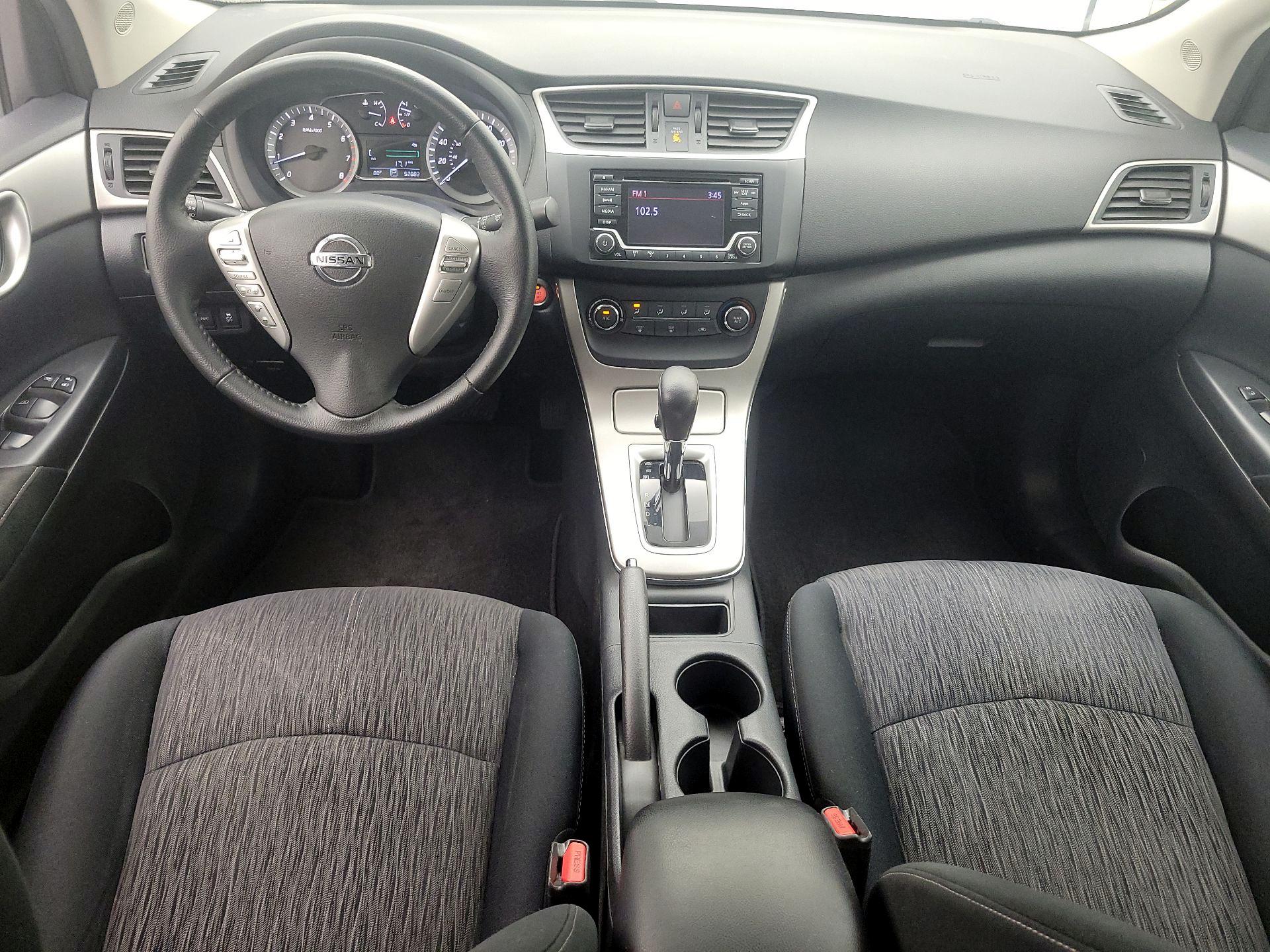 Thumbnail: 2015 Nissan Sentra - 9